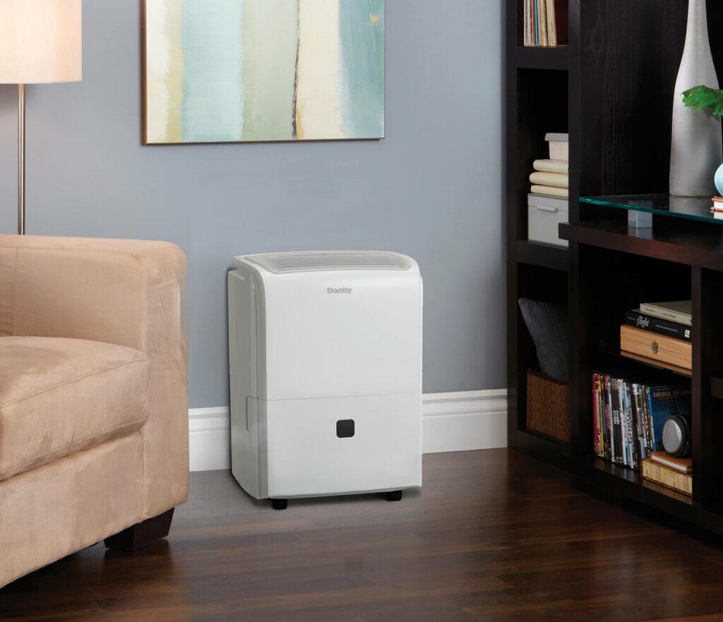 DDR040EB2WDB Danby 40Pint Dehumidifier in White