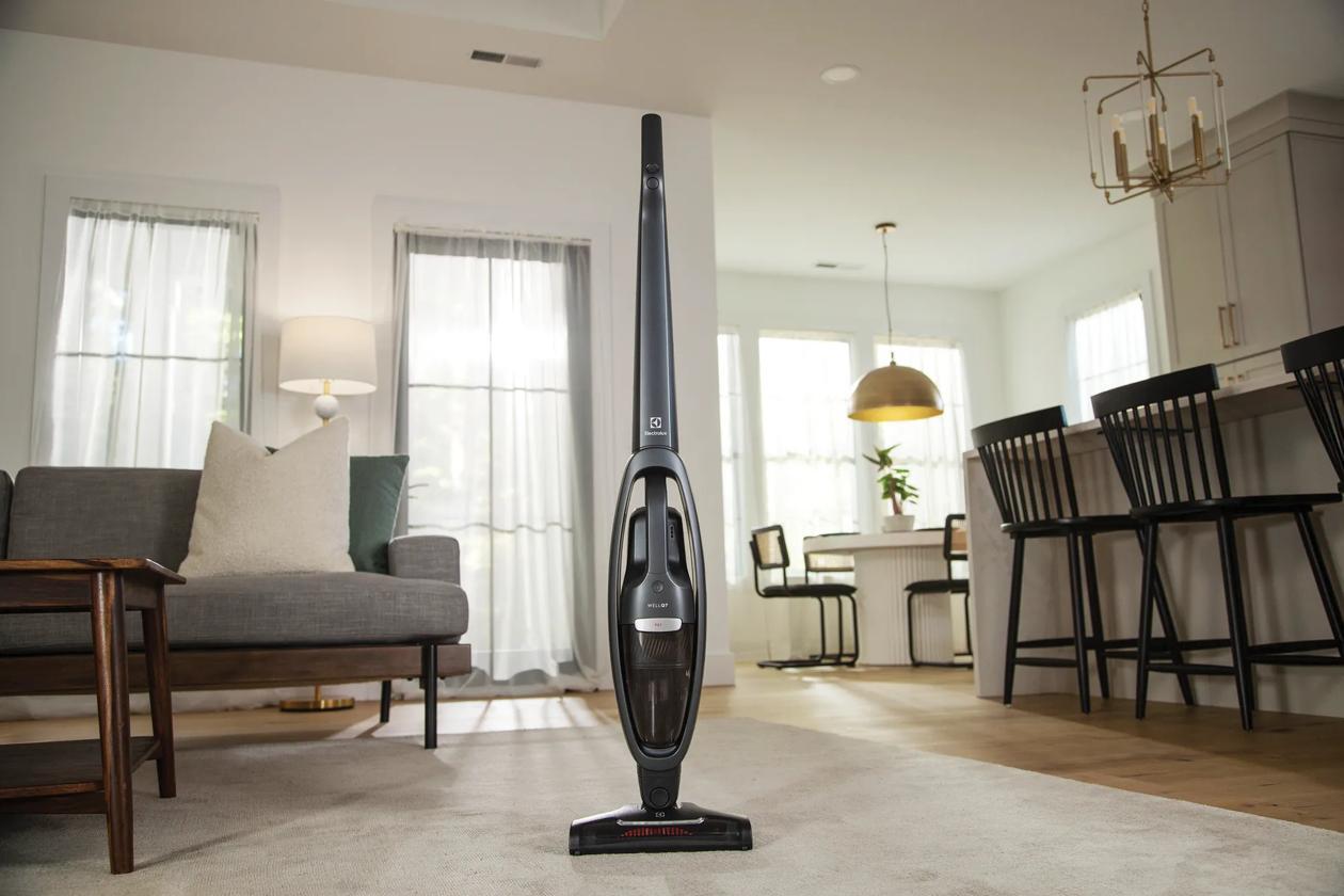 Electrolux EHVS35P2AT WellQ7™ Pet Vacuum