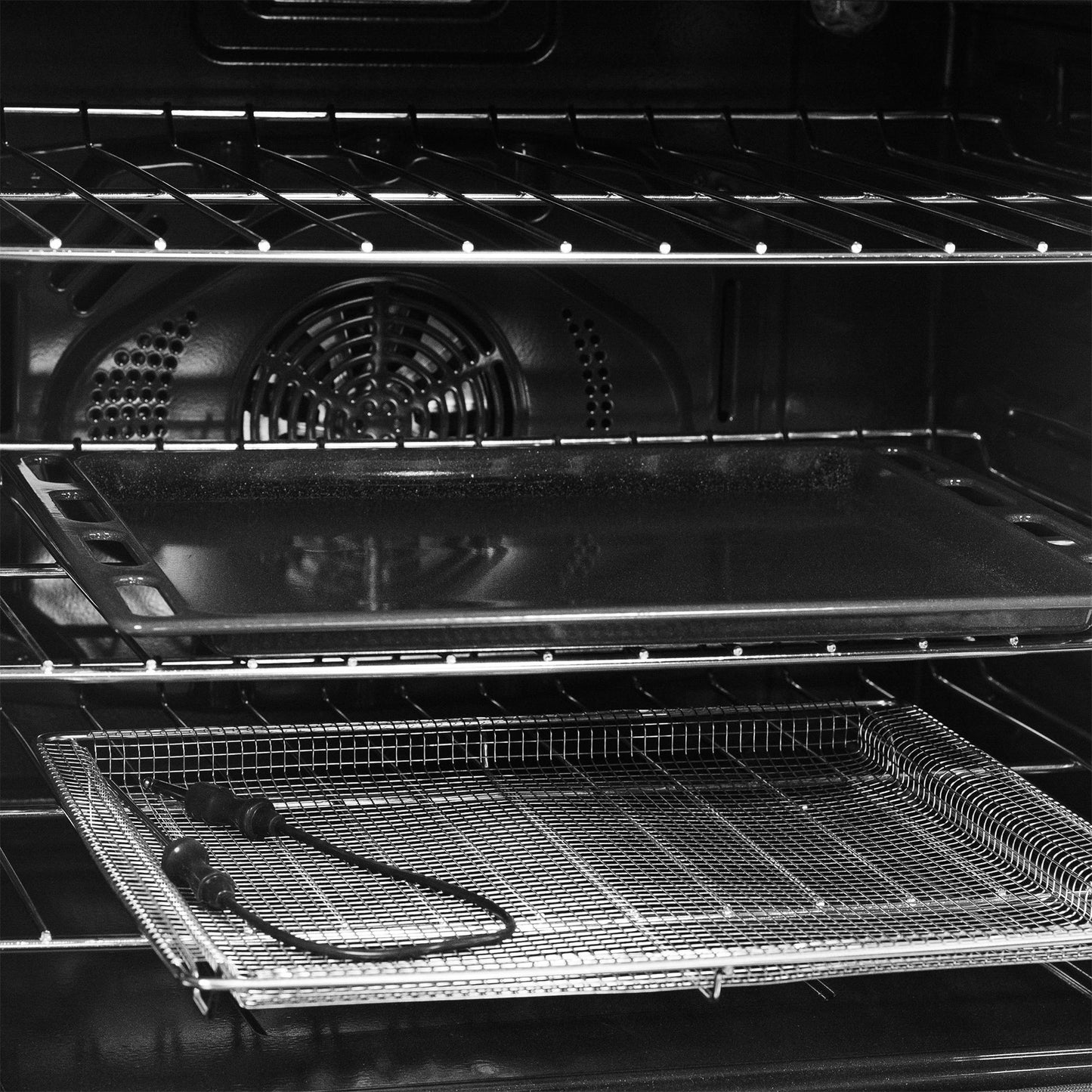 DIRC300BSS Danby 30"" Slide in Induction Range with LED Touch Control in Stainless Steel