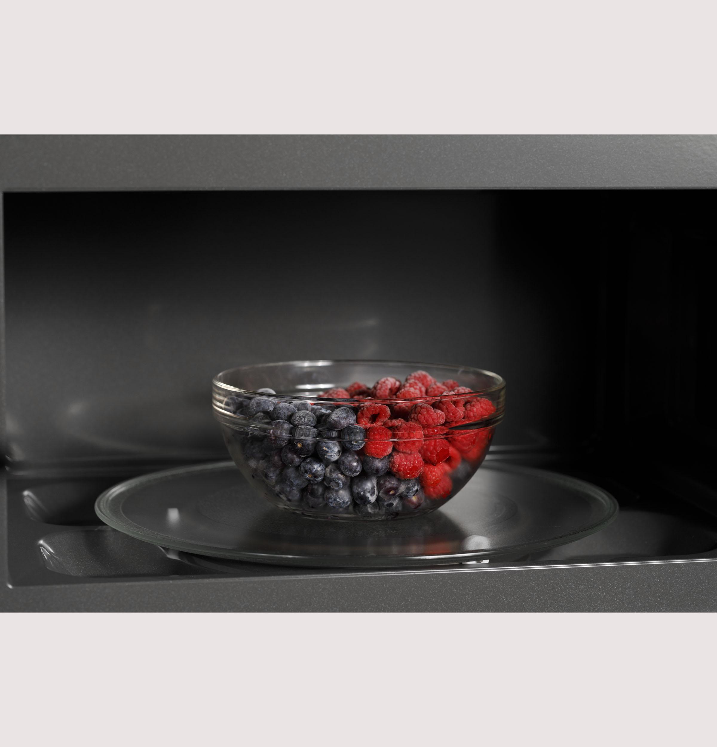 PVM9215RYSS GE Profile™ 2.1 Cu. Ft. Over-the-Range Sensor Microwave Oven