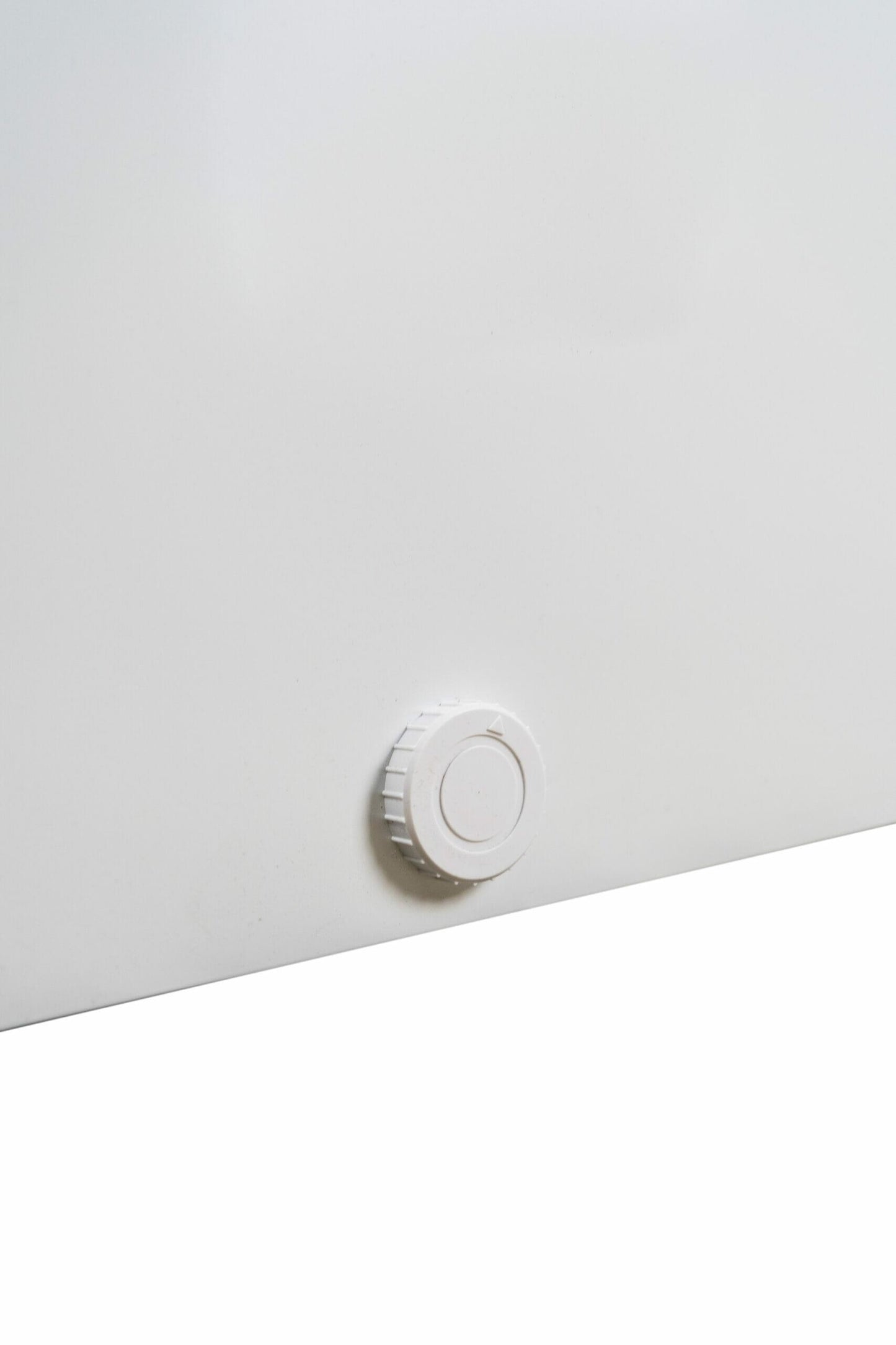 DCF050A5WDB Danby 5.0 cu. ft. Square Model Chest Freezer in White