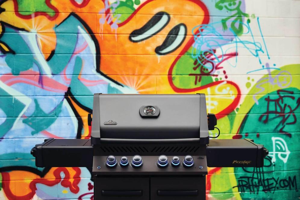 Napoleon Bbq P500RSIBNK3PHM Legacy Phantom Prestige 500 RSIB with Infrared Side and Rear Burner , Natural Gas, Satin Black