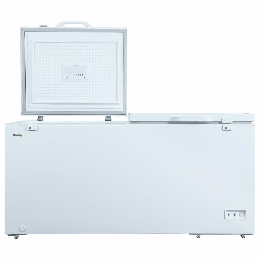 DCFM210A1WDB Danby 21.2 cu. ft. Chest Freezer in White