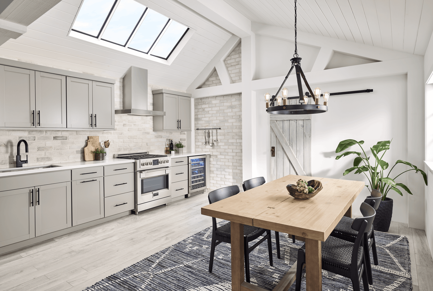 Zephyr ZROE30FS Roma Wall, 30in, SS, LED, 600 CFM w/ACT