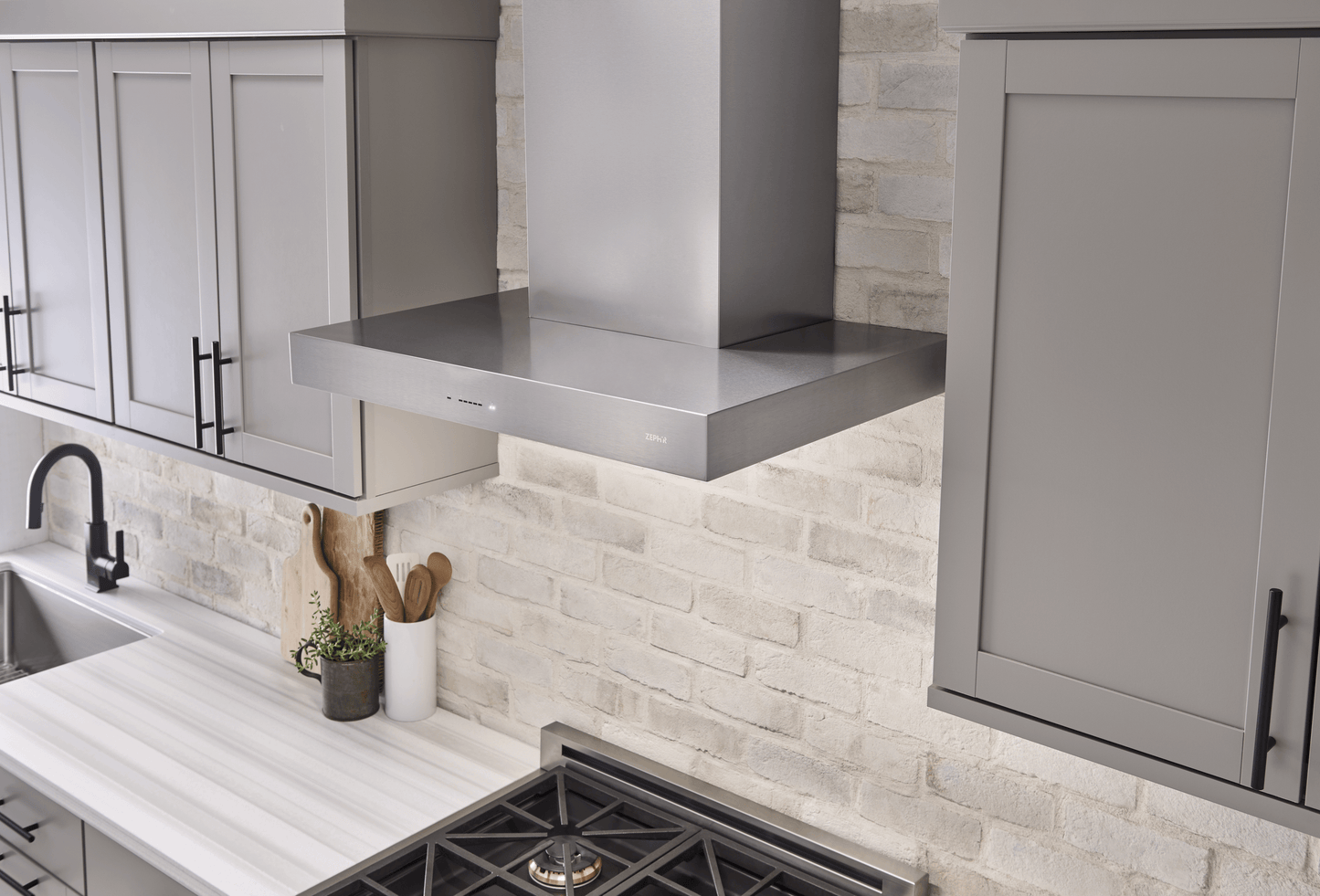 Zephyr ZROE30FS Roma Wall, 30in, SS, LED, 600 CFM w/ACT