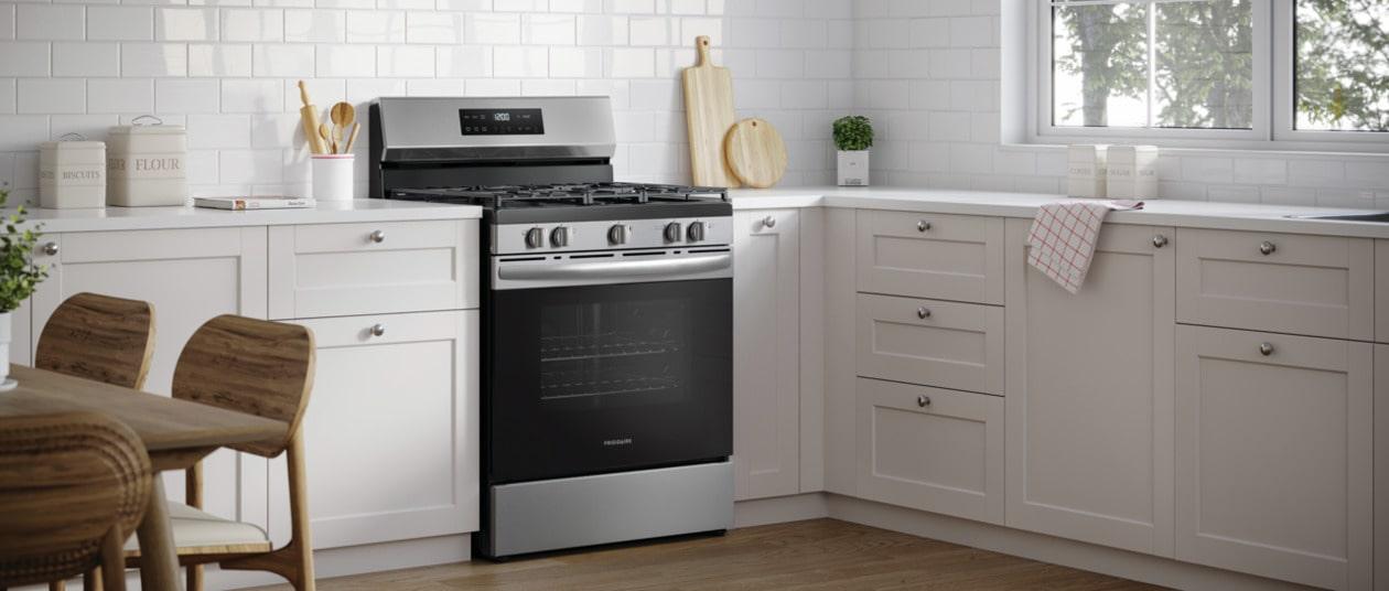 Frigidaire 30" Gas Range with Quick Boil