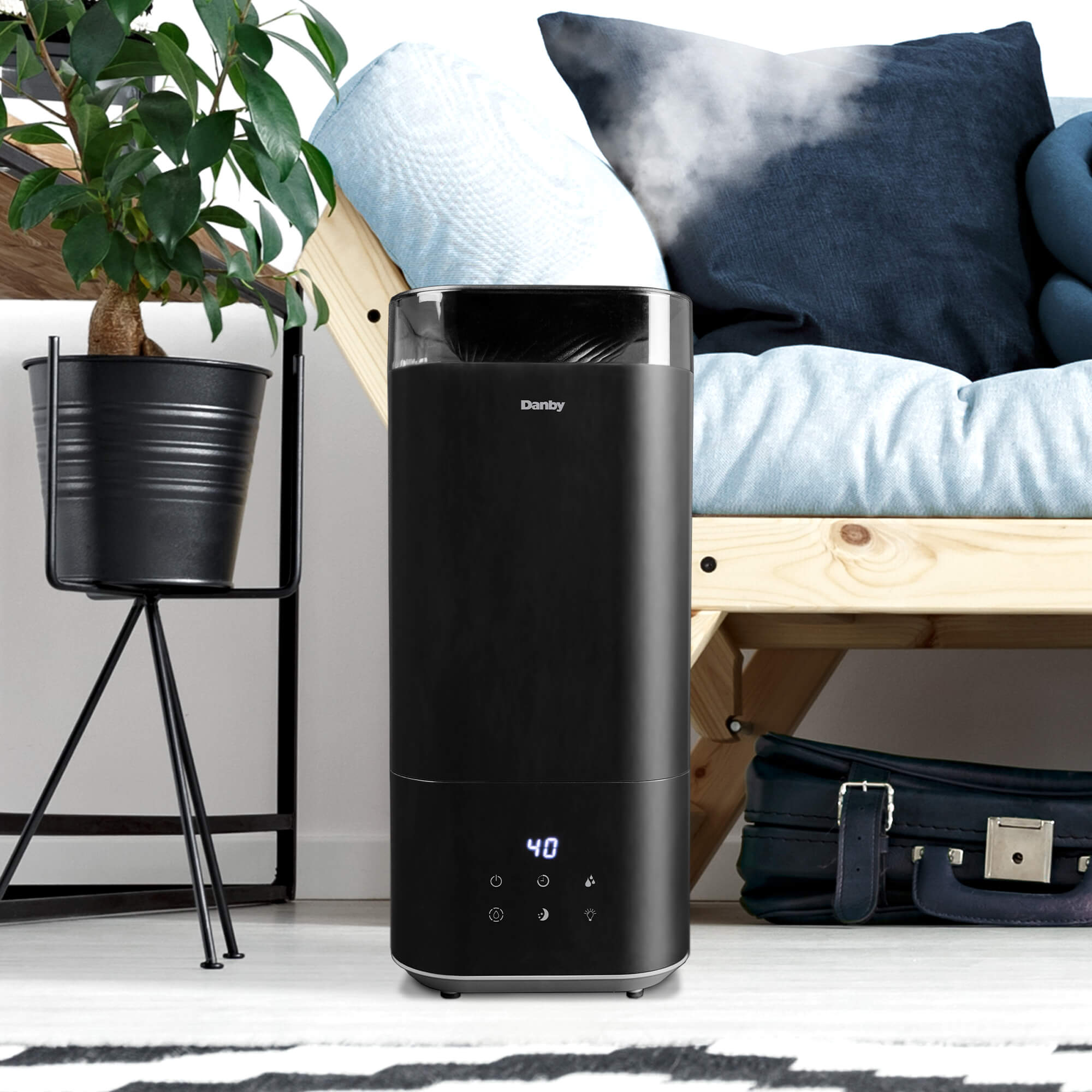 DBHR13211BDD1 Danby 5L Ultrasonic Top Fill Humidifier in Black