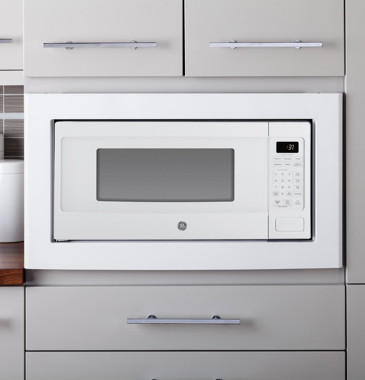 PCHK11S1WWW GE Profile™ 1.1 Cu. Ft. Countertop Microwave Oven