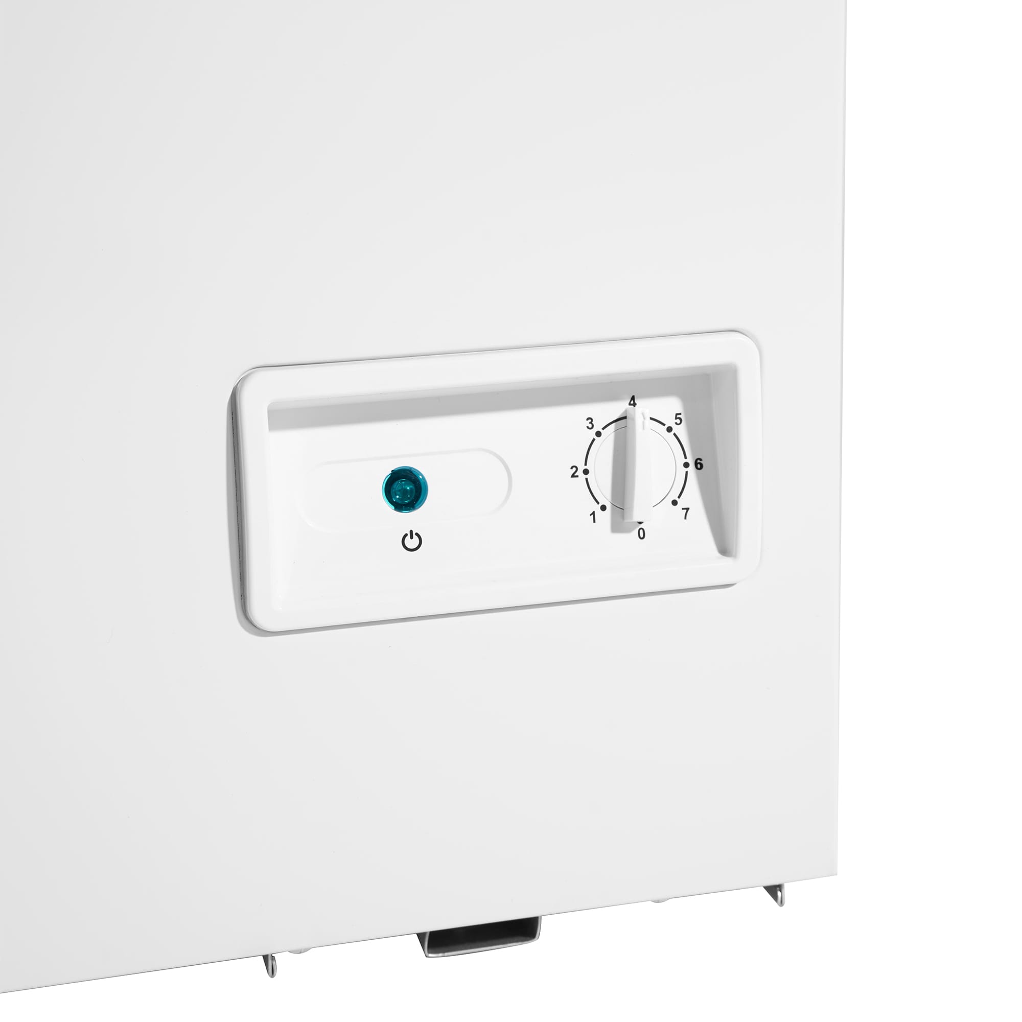 DCF035A6WM Danby 3.5 cu. ft. Square Model Chest Freezer in White