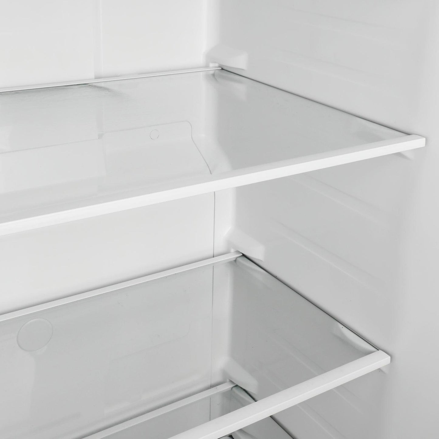 AV2121VFB0W Avanti 21.2 cu ft. Vertical Freezer, Frost Free in White - White / 21.2 cu. ft.