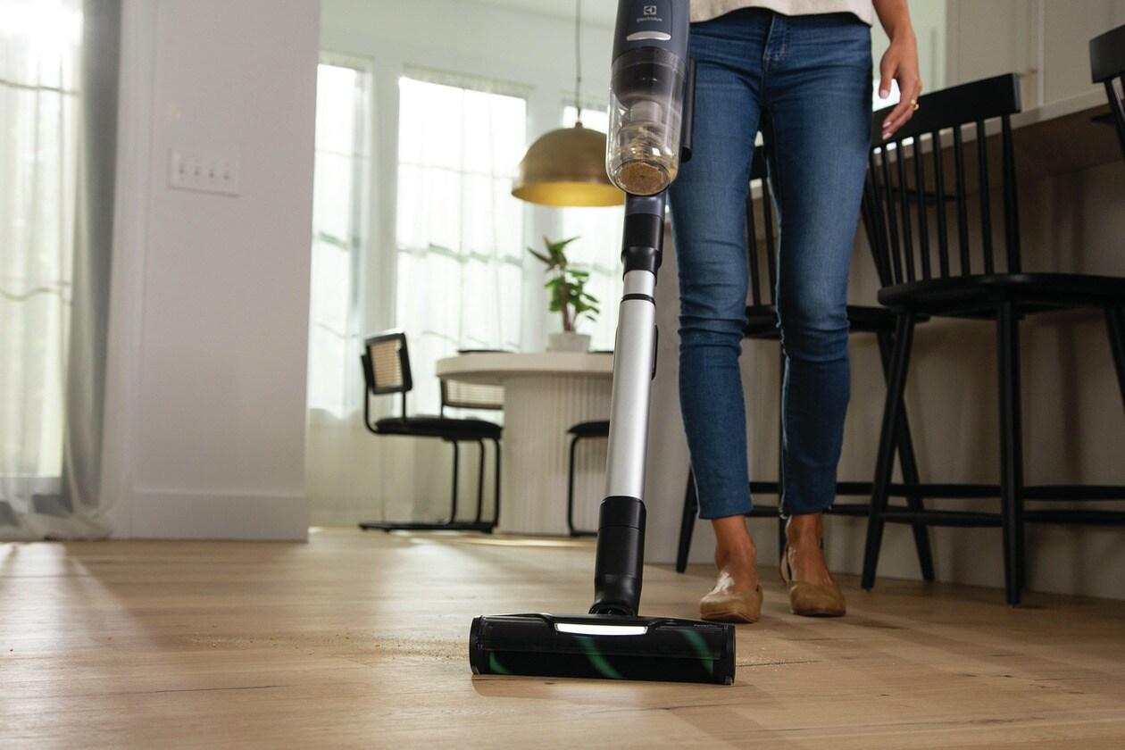 Electrolux EHVS85H3AD Ultimate800™ Hard Floor Vacuum