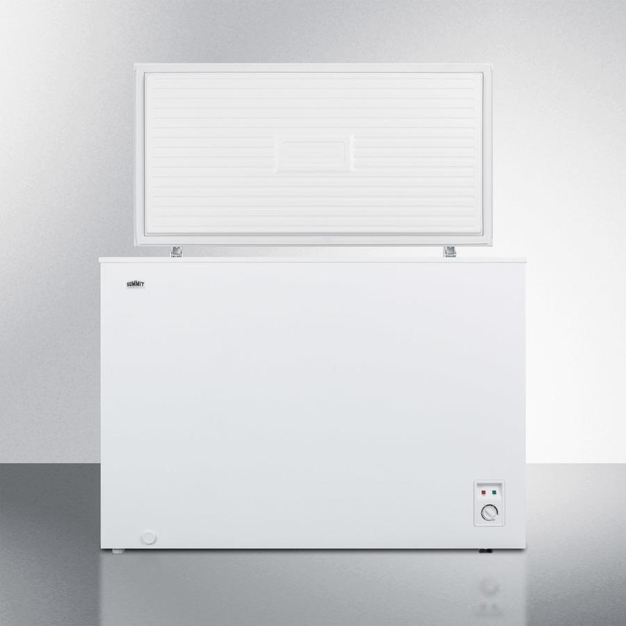 Summit 9 CU.FT. Residential Chest Freezer In White