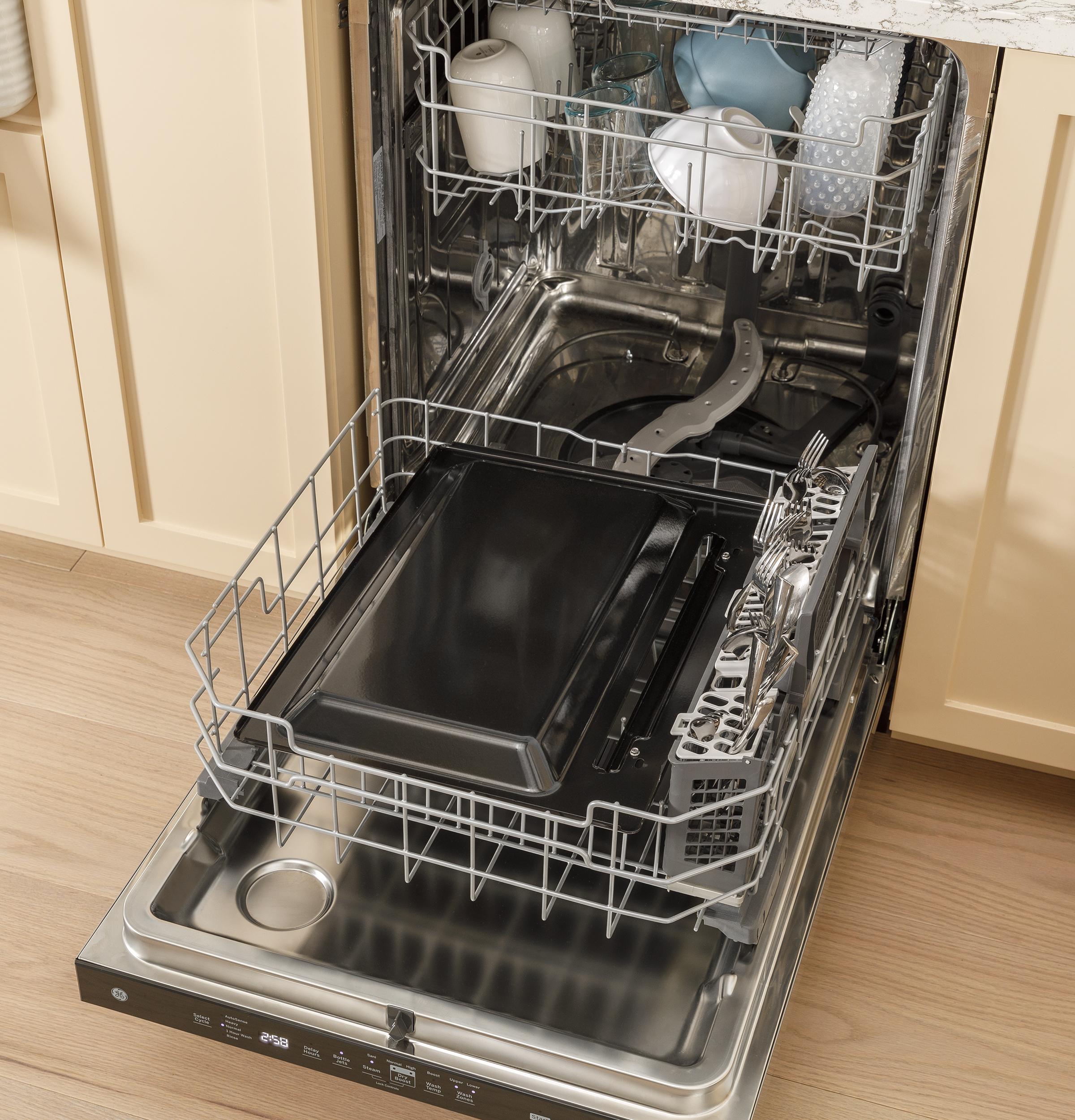 GRS600AVDS GE® ENERGY STAR® 30" Slide-In Electric Convection Range with No Preheat Air Fry and EasyWash™ Oven Tray