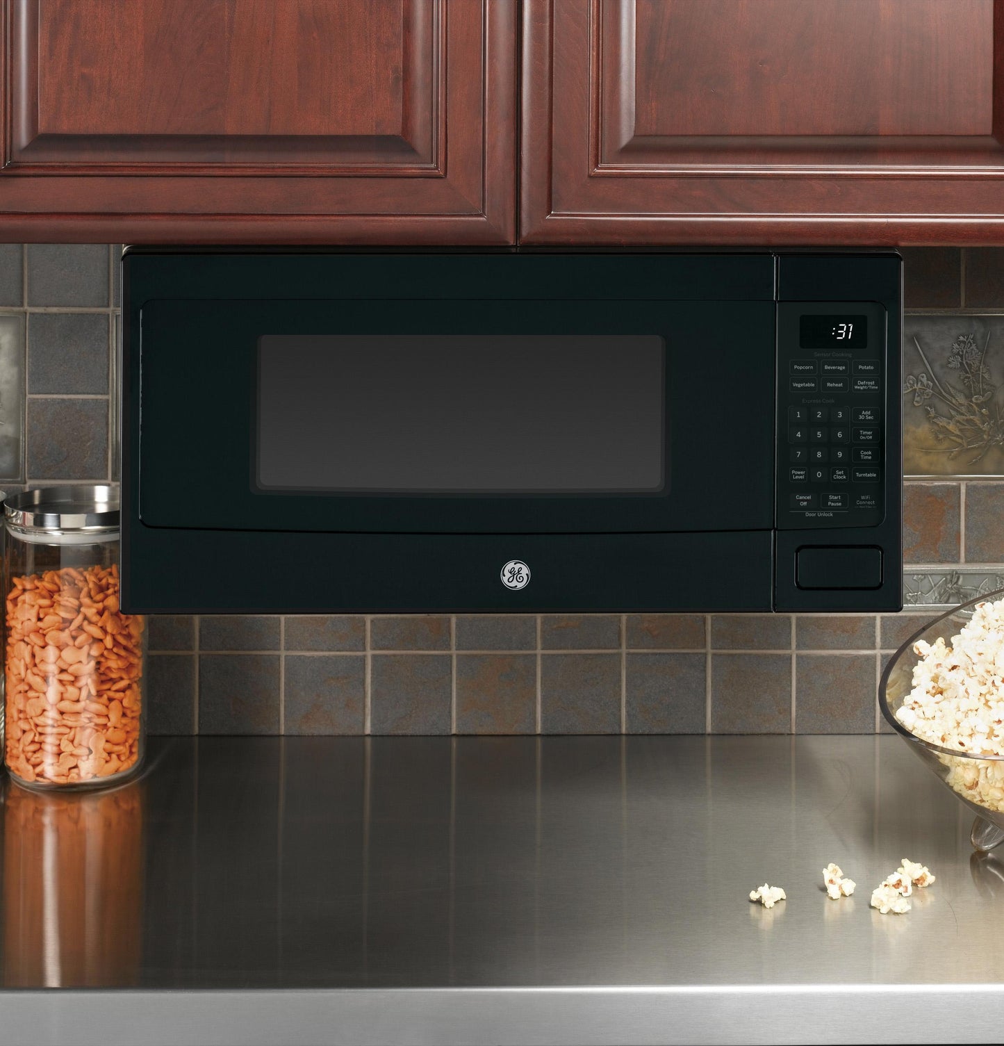 PCHK11S1WBB GE Profile™ 1.1 Cu. Ft. Countertop Microwave Oven
