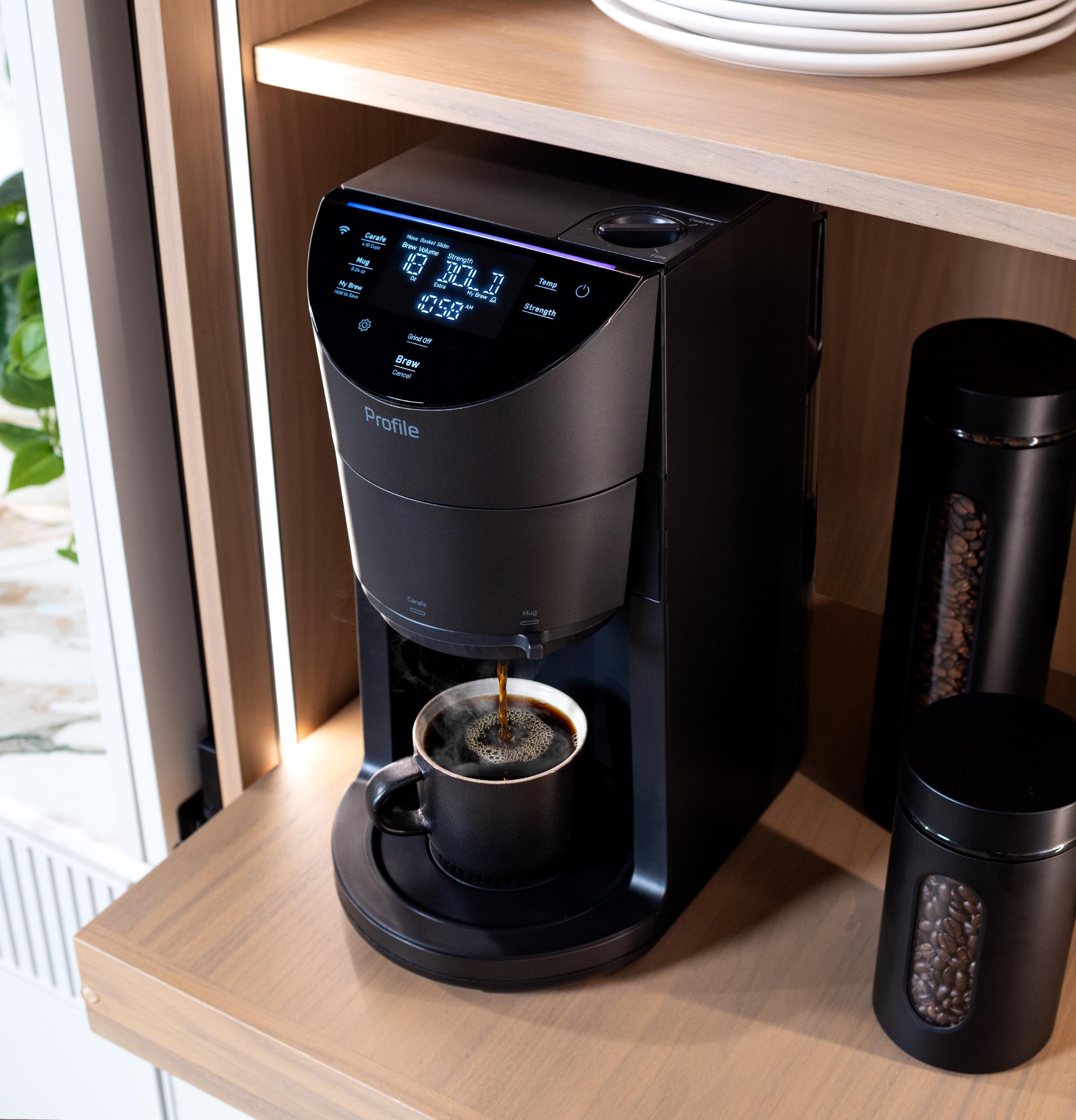 P7CGAAS6TBB GE Profile™ Smart Grind and Brew Coffee Maker with Podless Single Serve