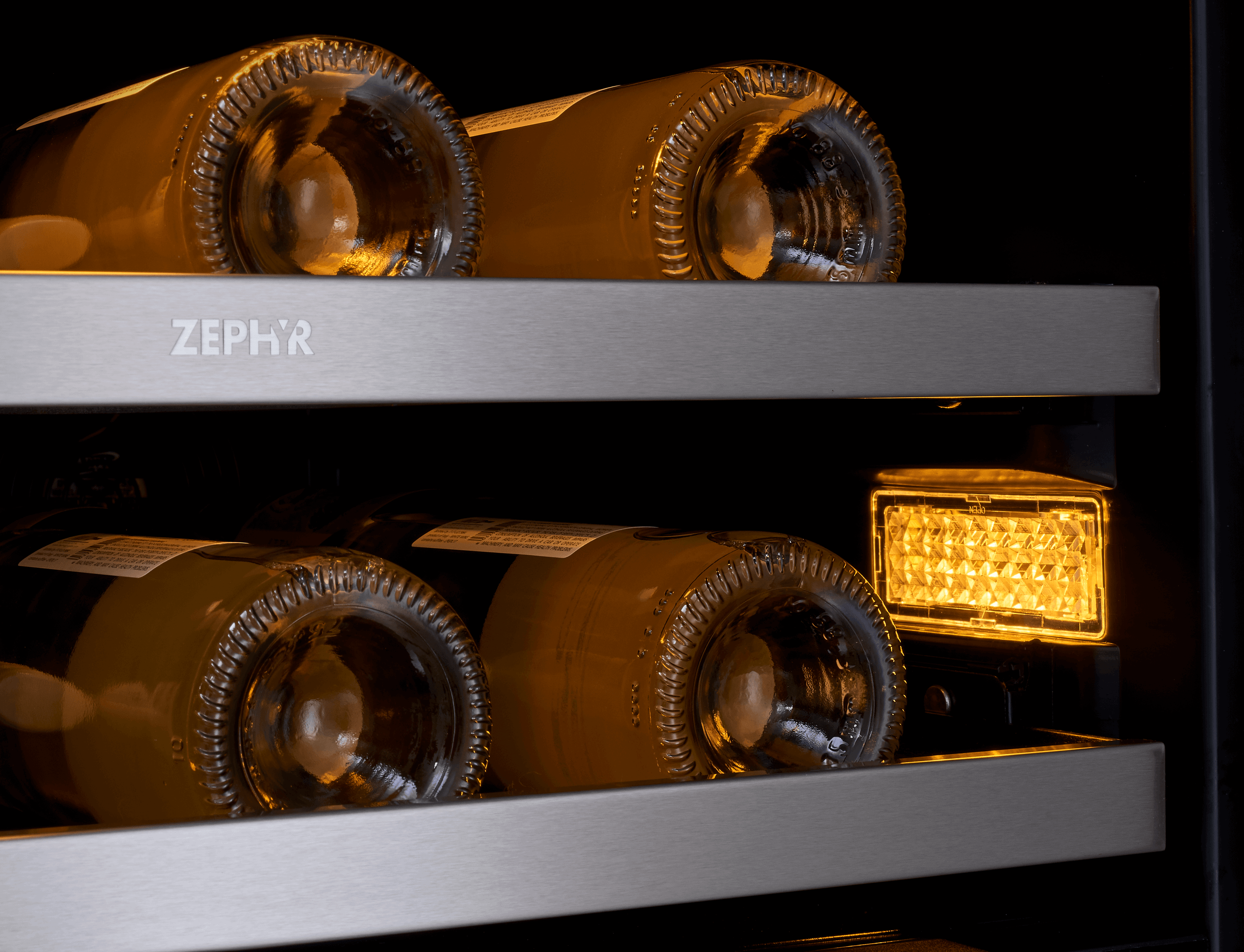 Zephyr PRW24C32CG Presrv Wine Cooler, 24in UC, SS+Gls, Fr Door, 2Z