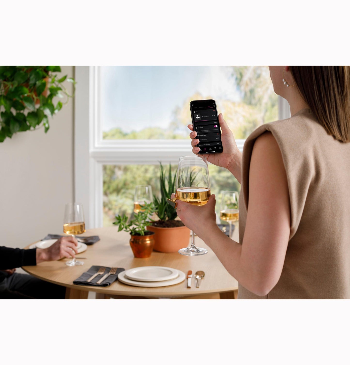 Cafe CBW36YIEWW6 CAF(EBACK)™ 36" Commercial Hood