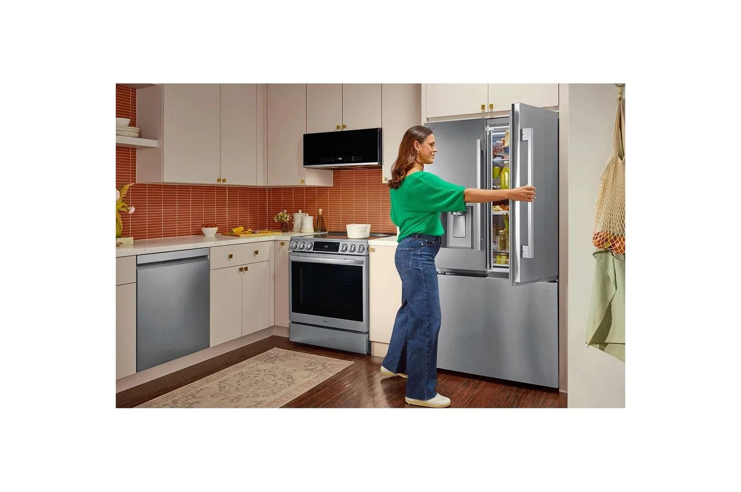 Lg LF24Z6330S 24 cu. ft. Counter-Depth MAX™ with Zero Clearance™ 3-Door French Door Refrigerator