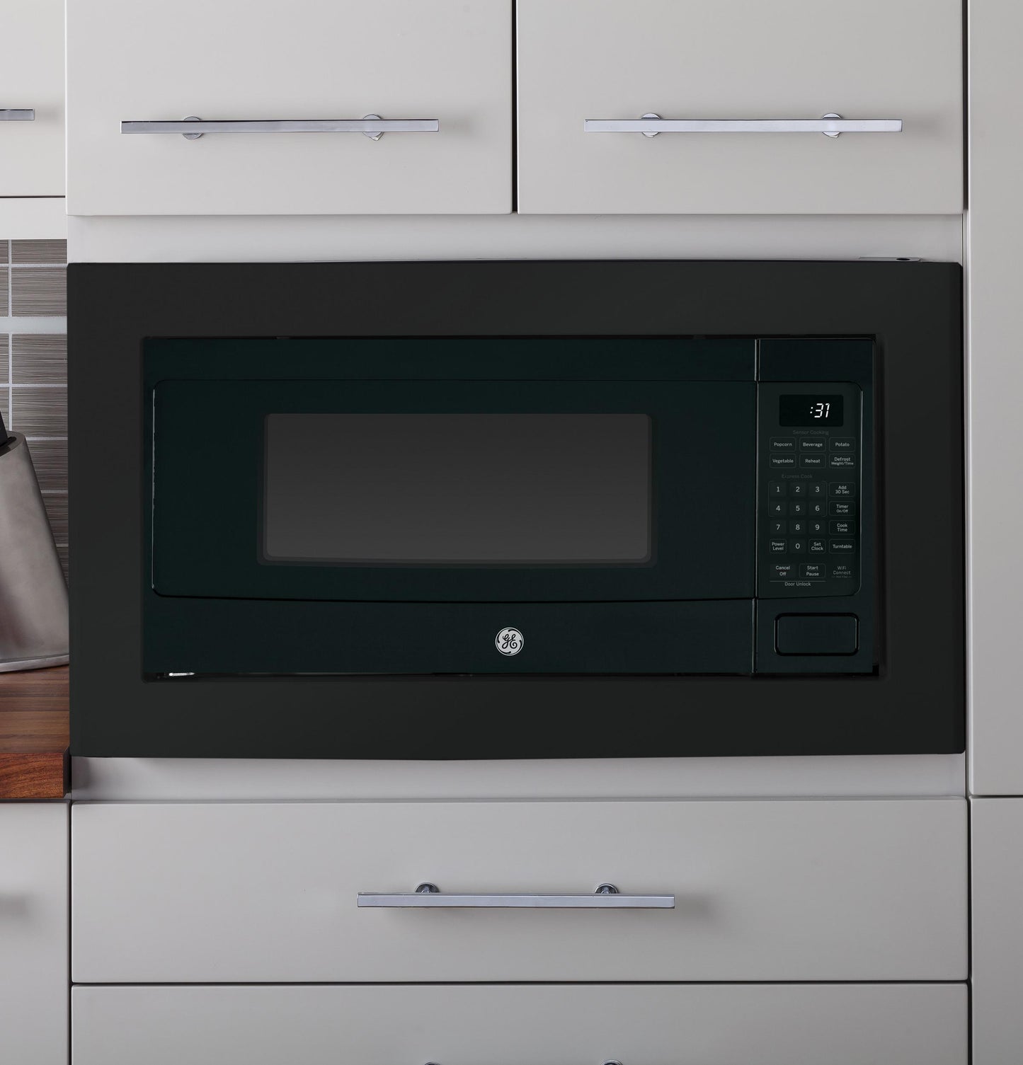 PCHK11S1WBB GE Profile™ 1.1 Cu. Ft. Countertop Microwave Oven