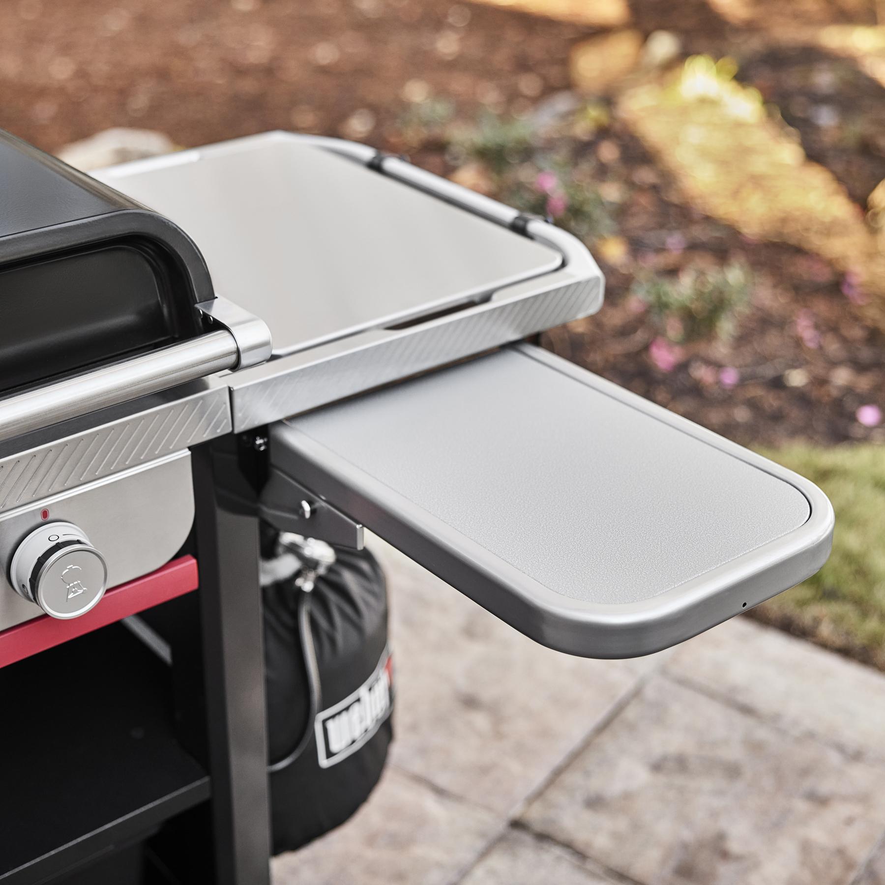 Weber 1500013 Slate® 30" Rust-Resistant Griddle with Extendable Side Table (Liquid Propane) - Black