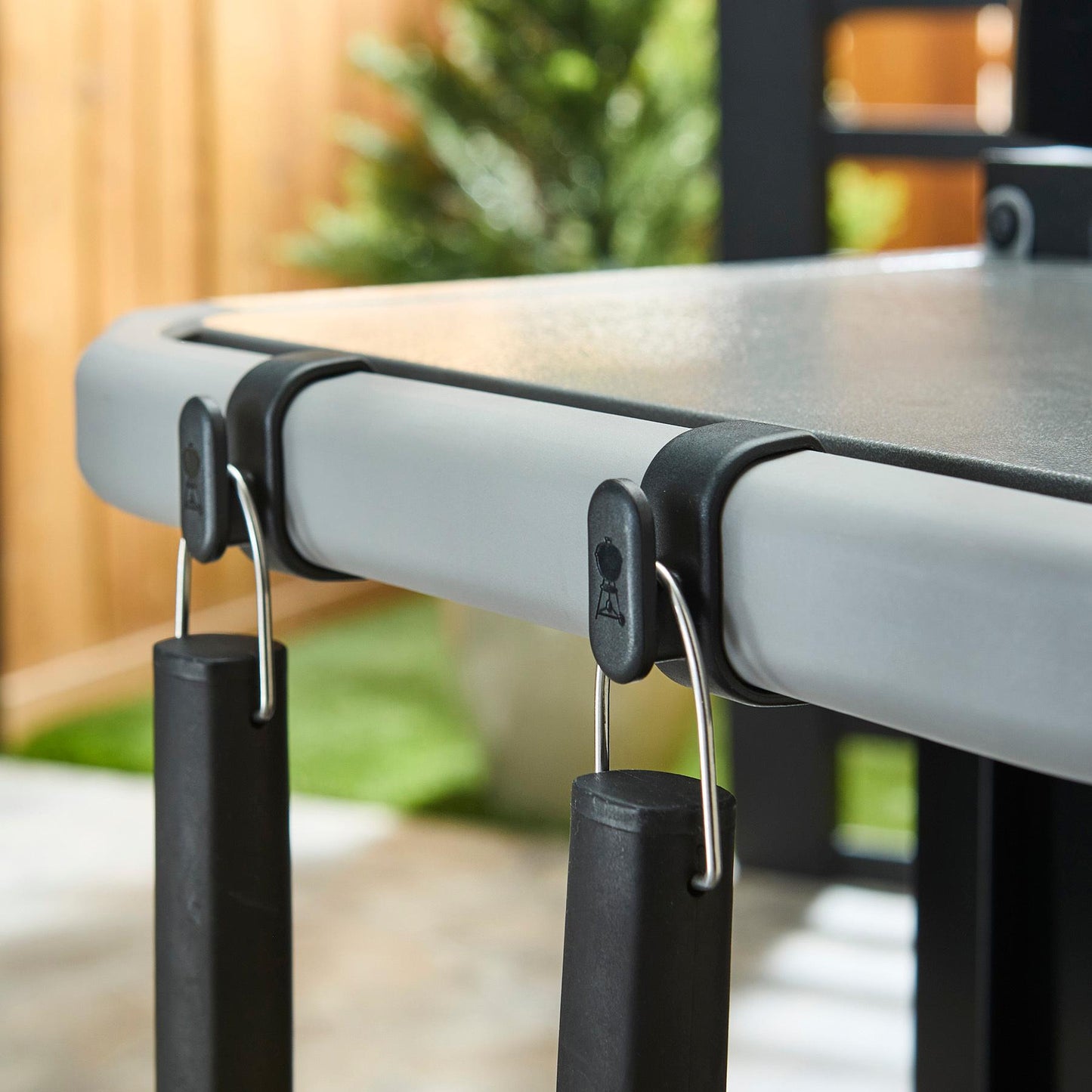 Weber 1501479 Slate® 28" Rust-Resistant Griddle (Natural Gas) - Black