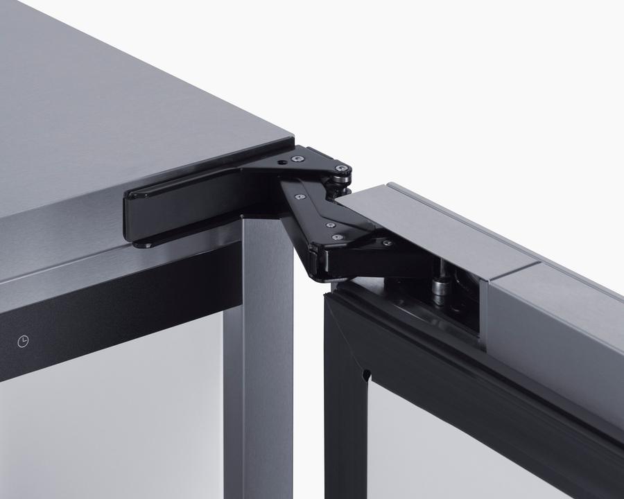 Summit BIM62ADA 68 Lb. Clear Icemaker, ADA Compliant
