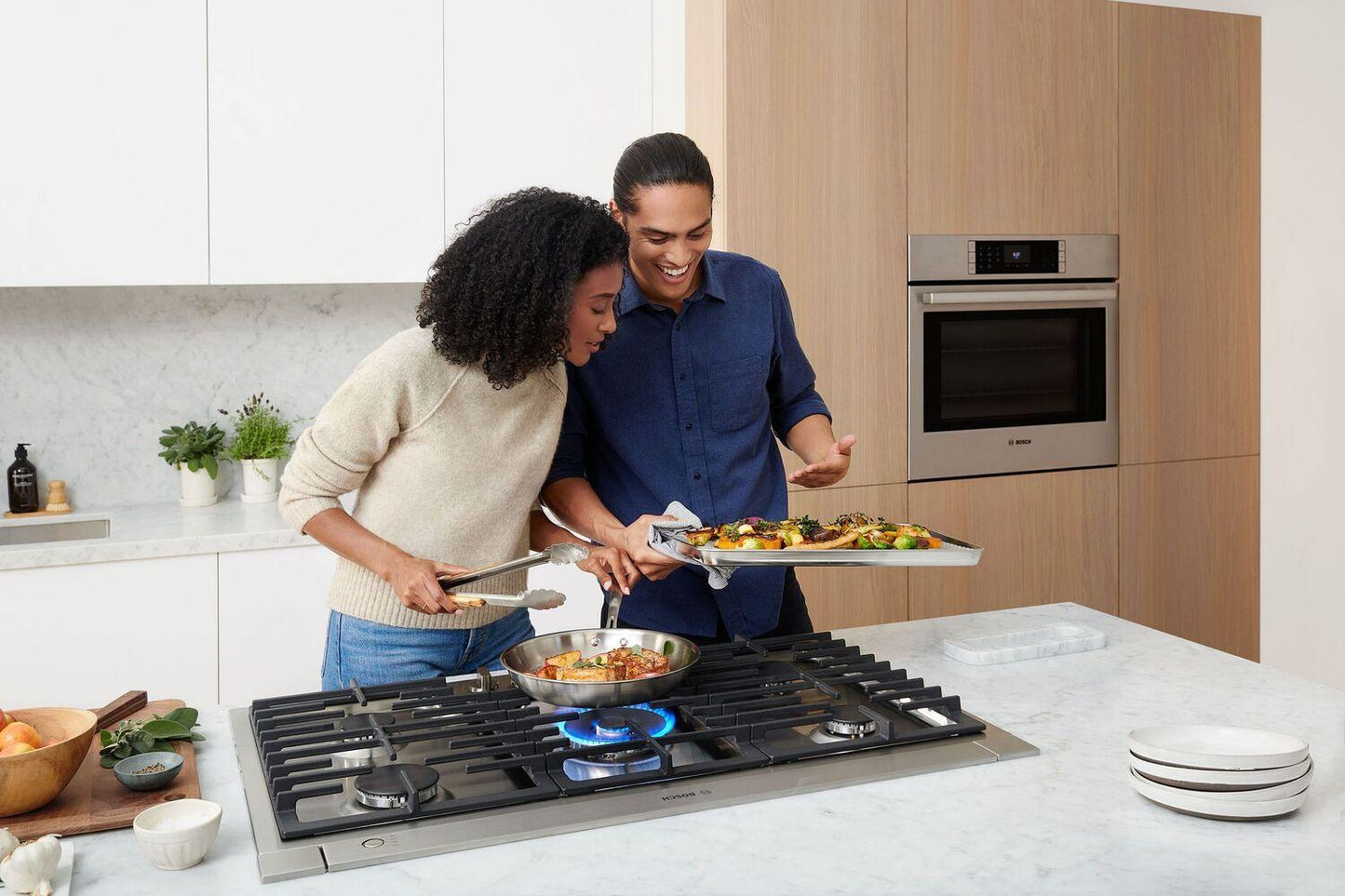 Bosch HBL8454UC 800 Series, Built-in oven, 30'', Stainless steel