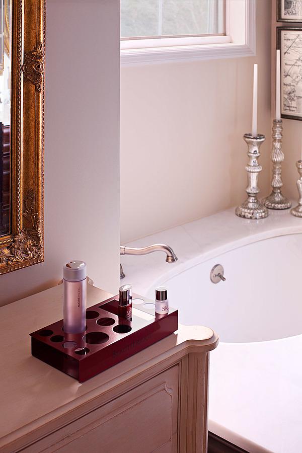 Summit LX114LR Beautifridge Cosmetics Cooler