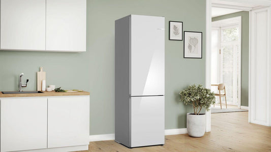 Bosch B24CB80ESW 800 Series, free-standing fridge-freezer with freezer at bottom, glass door, 24'', White, Total No Frost
