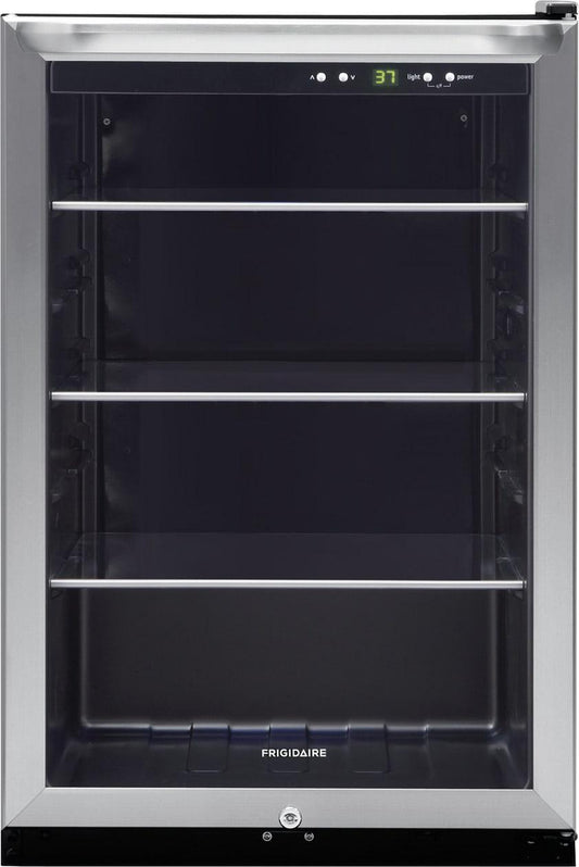 Frigidaire FRYB4623AS 138 12 oz. Can Capacity Beverage Center