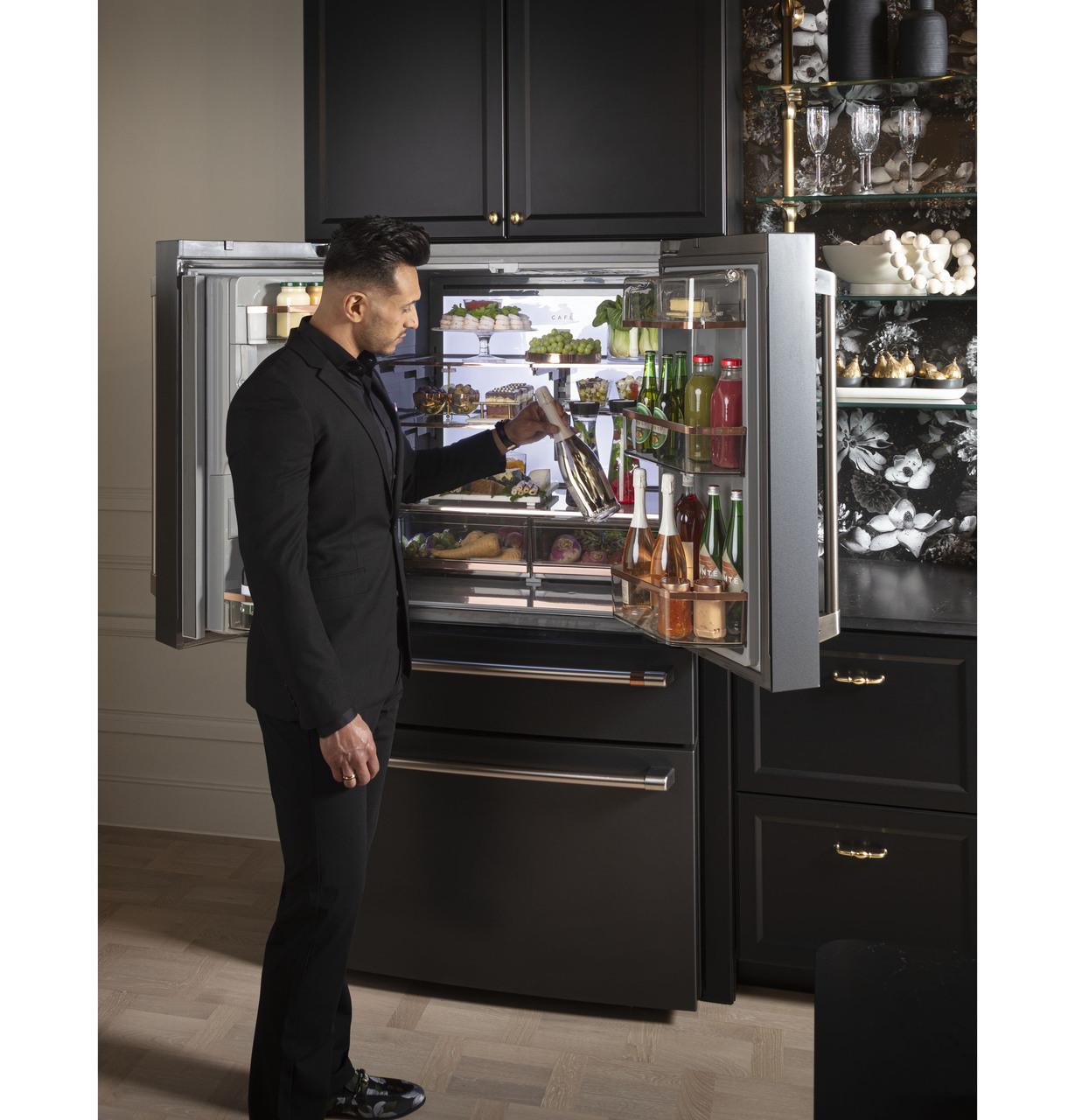 Cafe CVE28DP3ND1 CAF(EBACK)™ ENERGY STAR® 27.8 Cu. Ft. Smart 4-Door French-Door Refrigerator