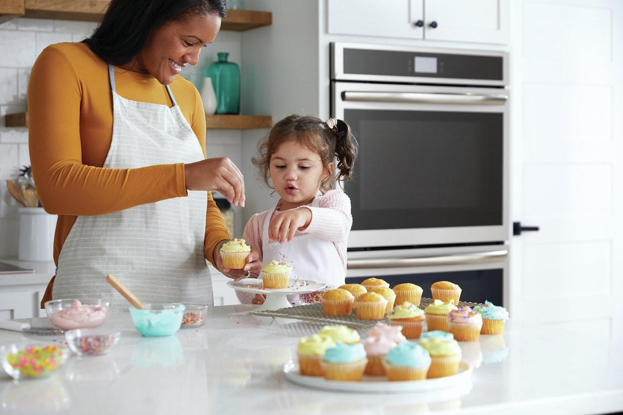 Frigidaire GCWD3067AF 30" Double Electric Wall Oven with Total Convection