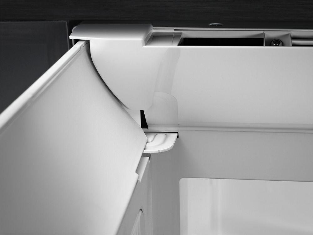 Whirlpool WMH53520CW 2.0 cu. ft. Capacity Steam Microwave With CleanRelease® Non-Stick Interior