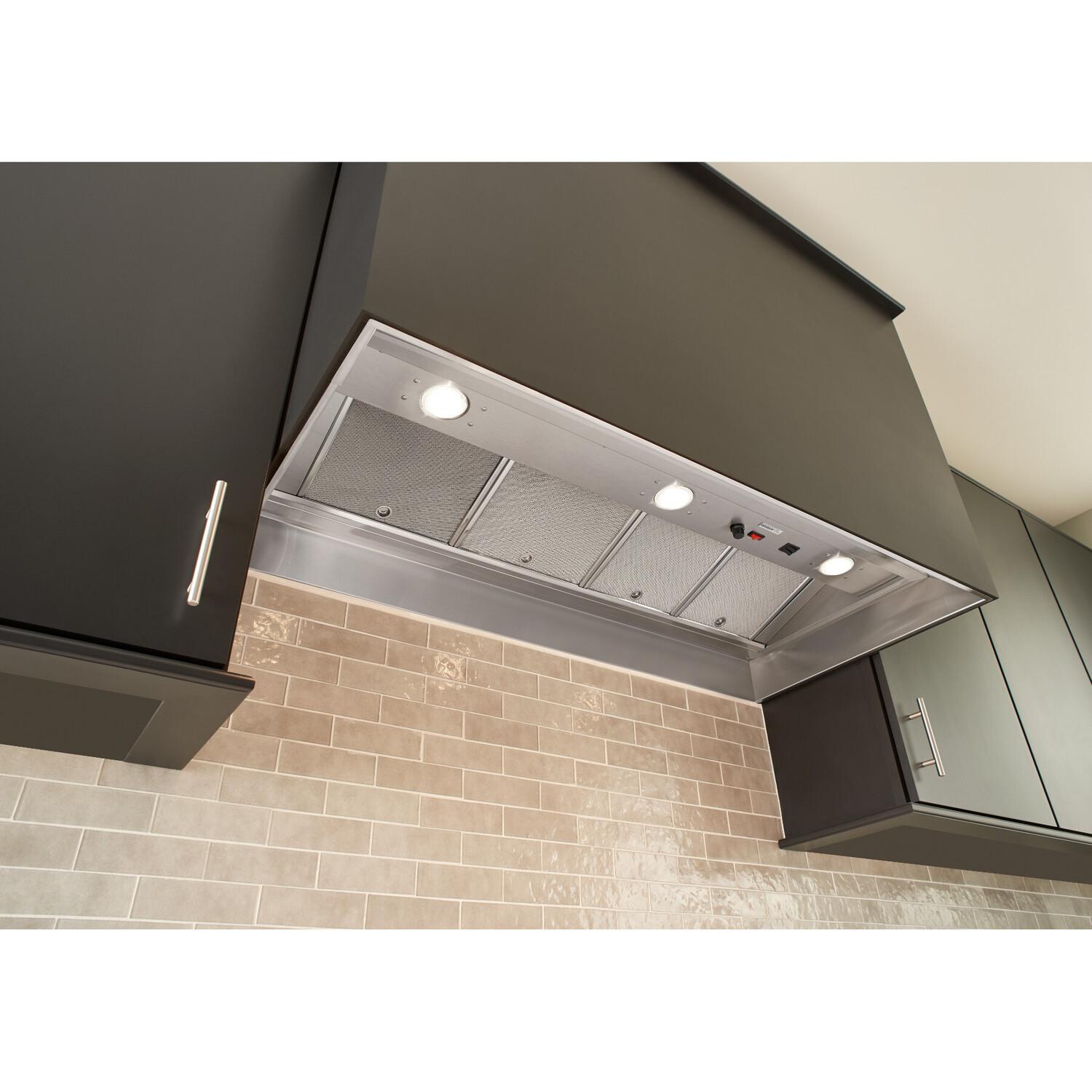 Broan RMIP45 **DISCONTINUED** Broan® 45-Inch Pro-Style Built-In Range Hood Insert