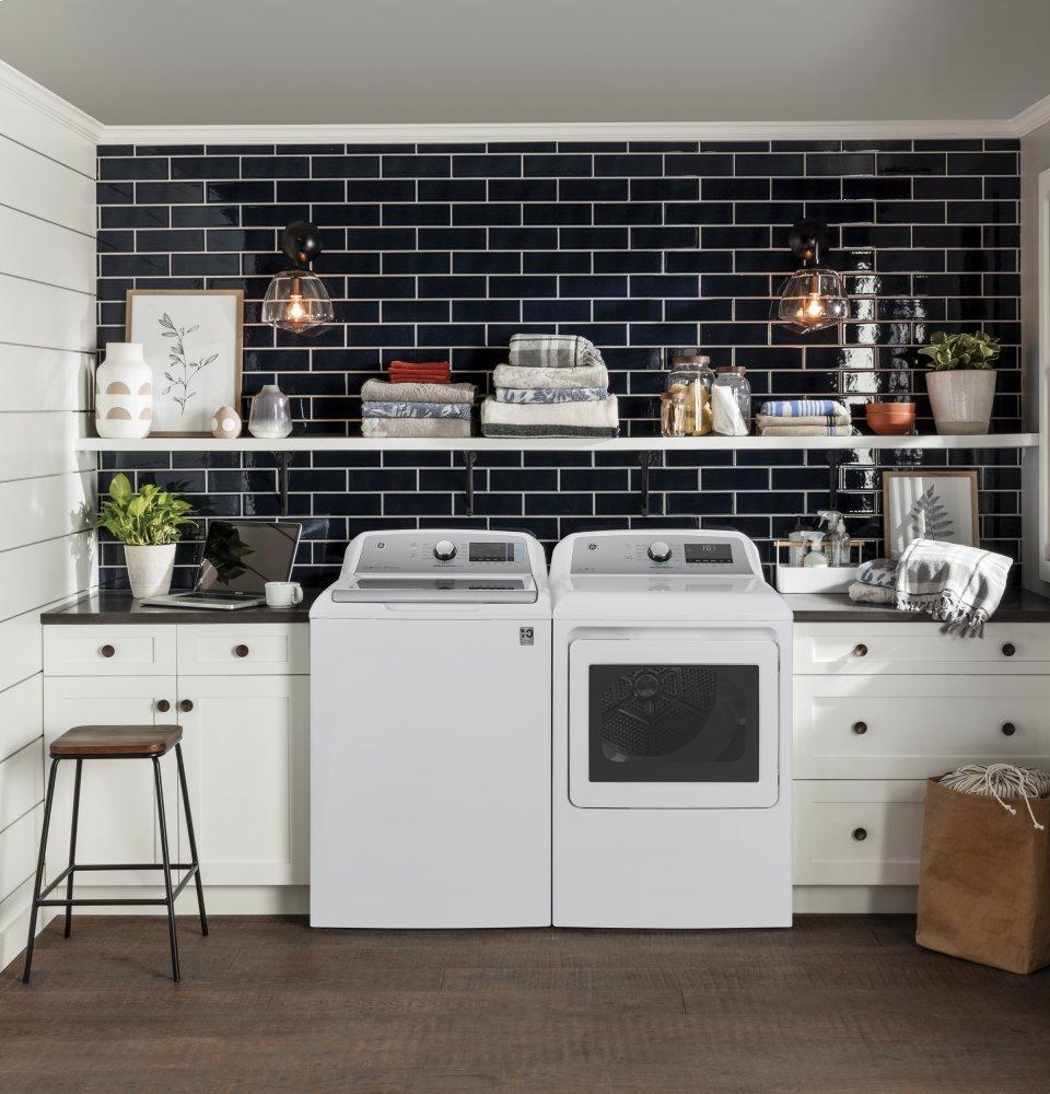 GE® 5.0 cu. ft. Capacity Smart Washer with Sanitize w/Oxi and SmartDispense