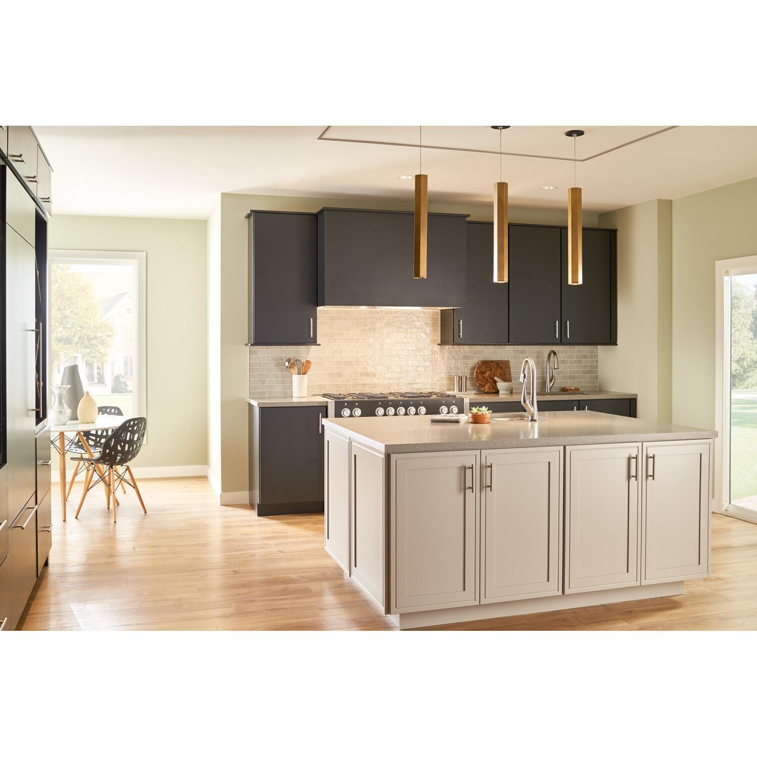 Broan RMIP33 **DISCONTINUED** Boan® 33-Inch Pro-Style Built-In Range Hood Insert
