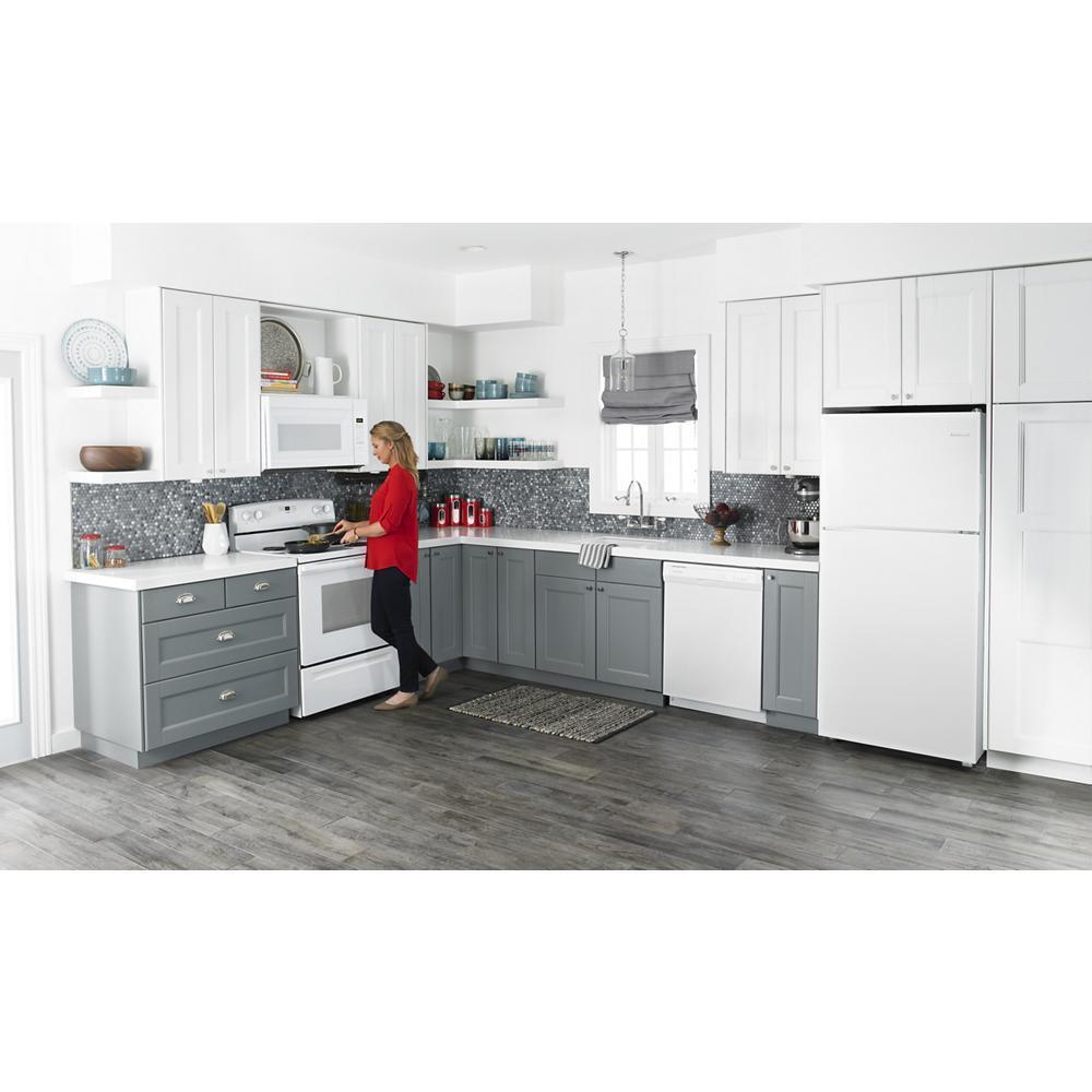 Amana ART318FFDW 30-inch Amana® Top-Freezer Refrigerator with Glass Shelves
