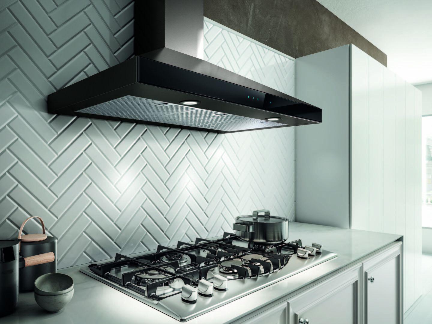 Elica EVR636BL VARNA BLACK Wall Mount Range Hood 36" wide - 600CFM