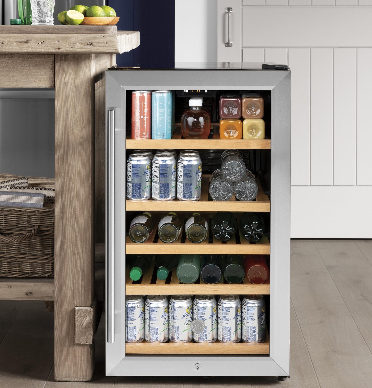 GVS04BQNSS GE® Wine Center and Beverage Center