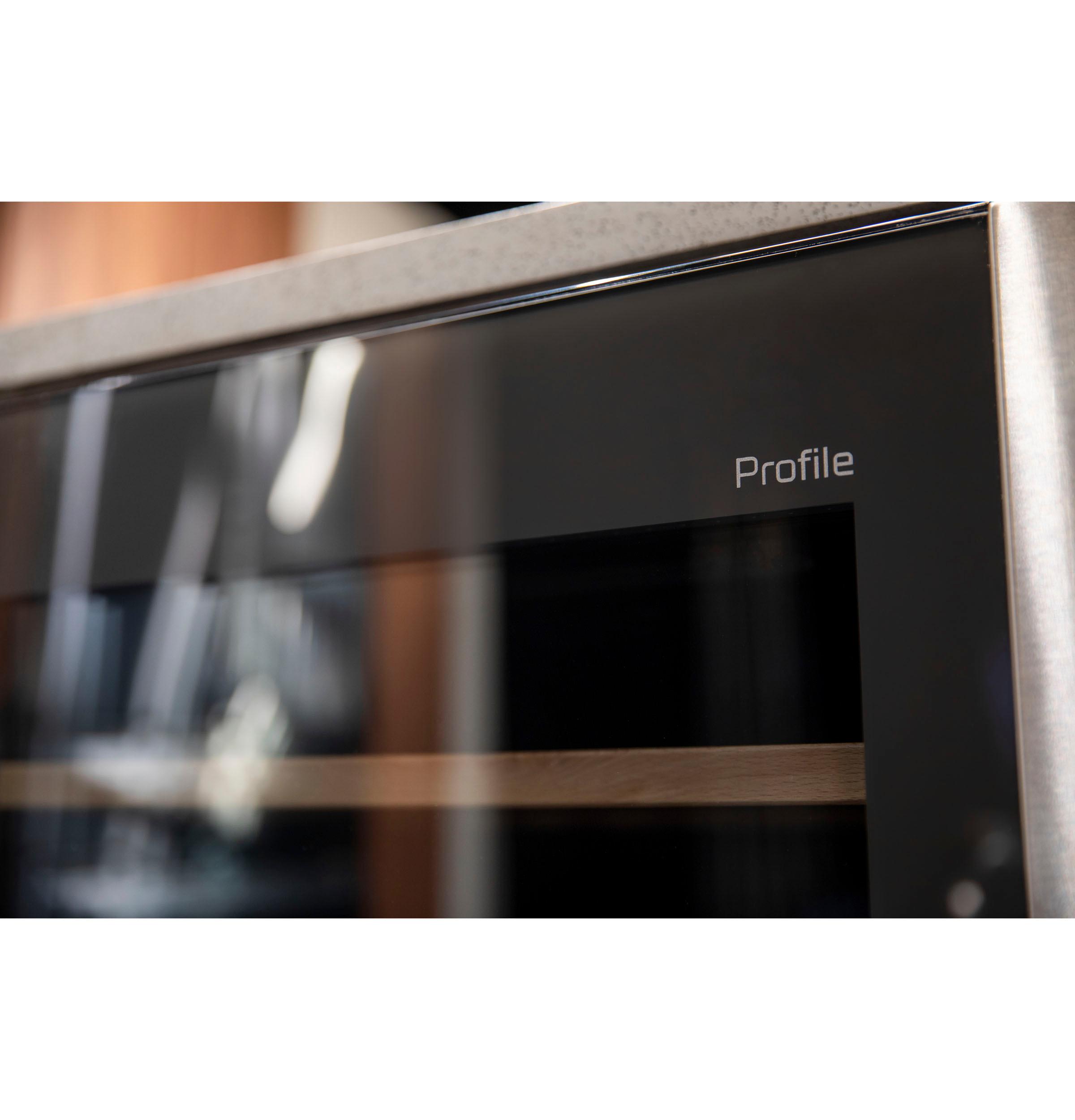 PVS06BSPSS GE Profile™ 155-Can or 52-Bottle Beverage Center