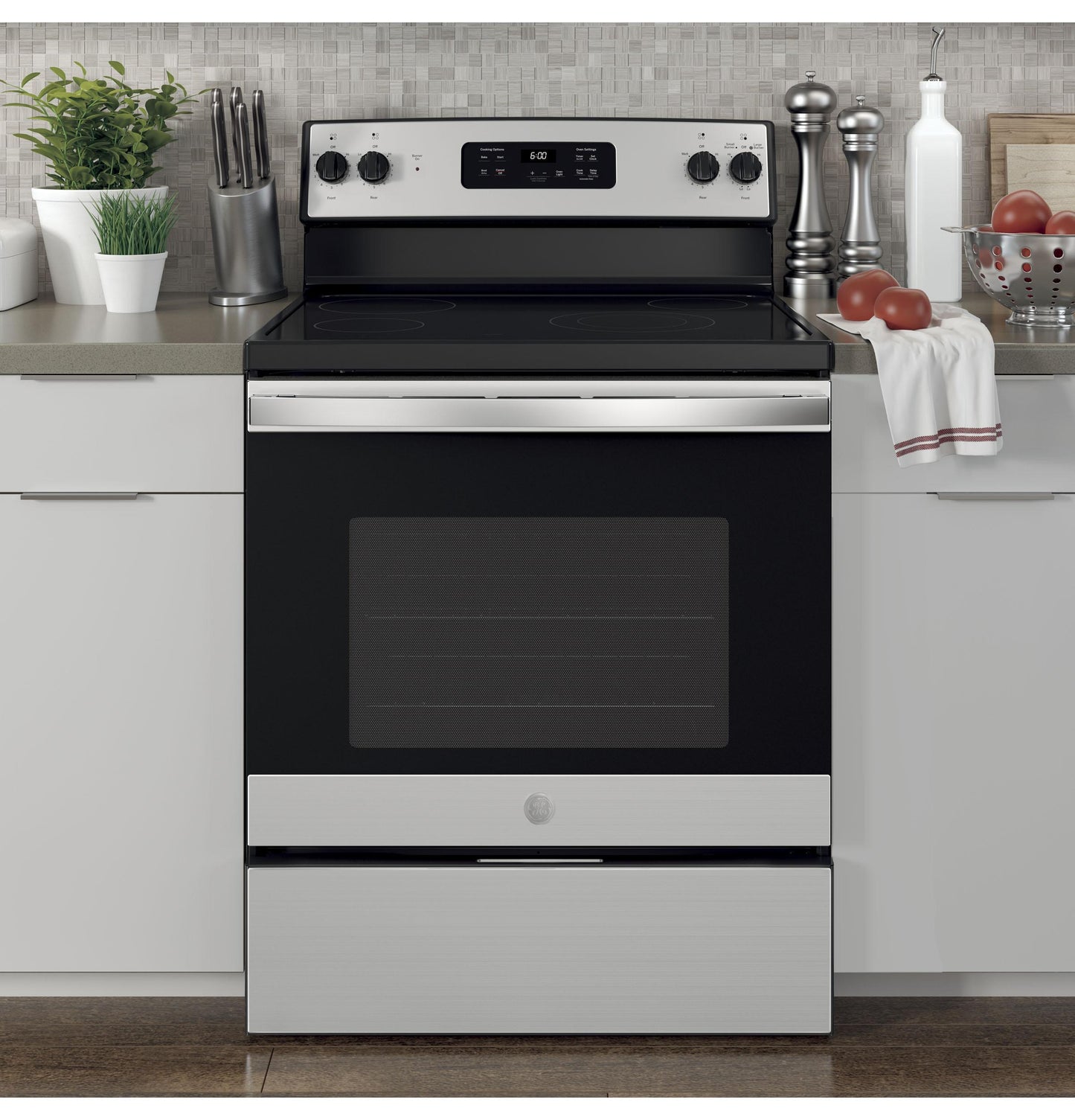 GE® 30" Free-Standing Electric Range