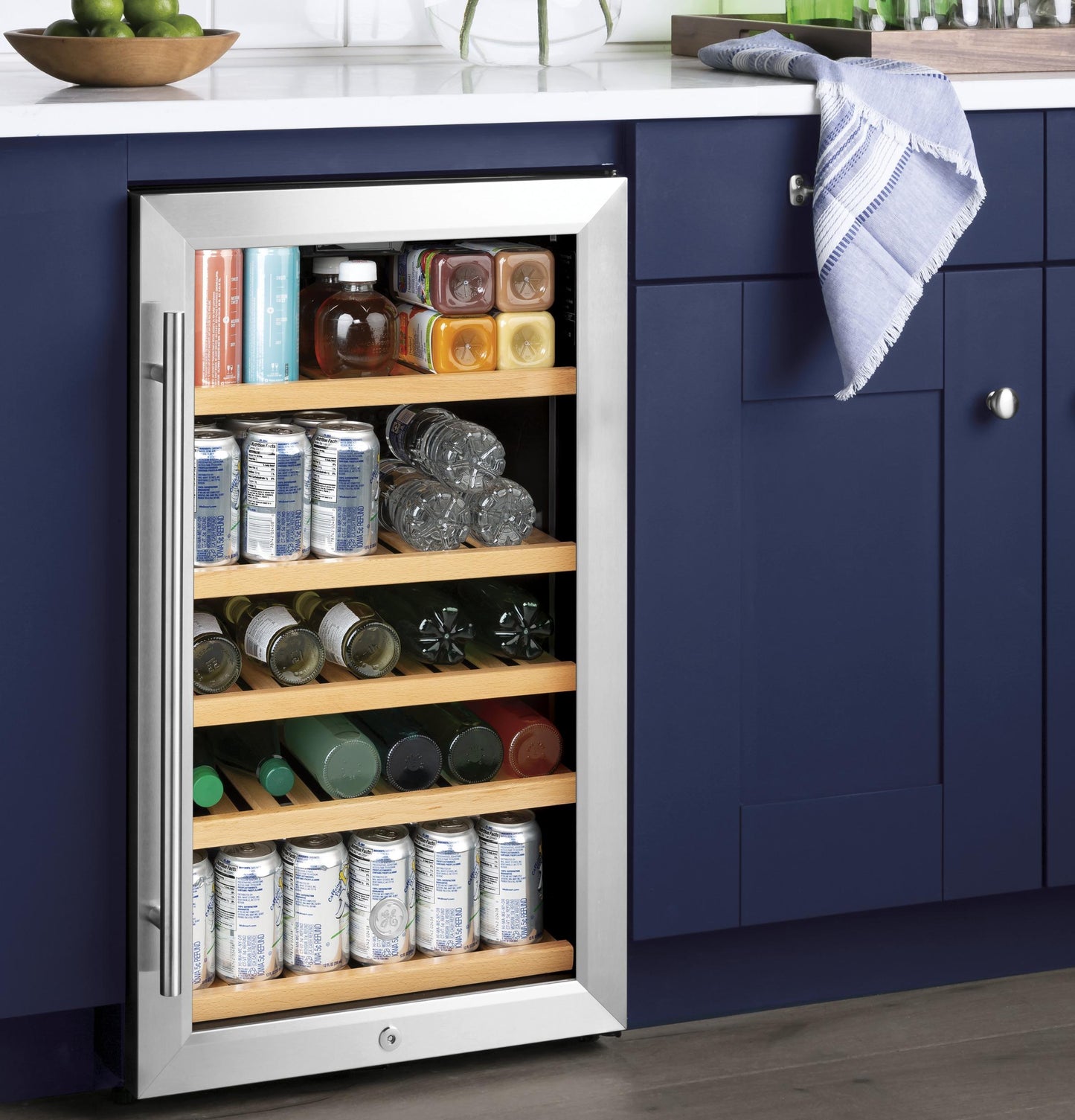 GVS04BQNSS GE® Wine Center and Beverage Center