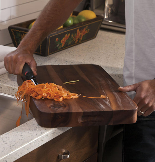 GFB760N GE® 3/4 HP Batch Feed Garbage Disposer Non-Corded