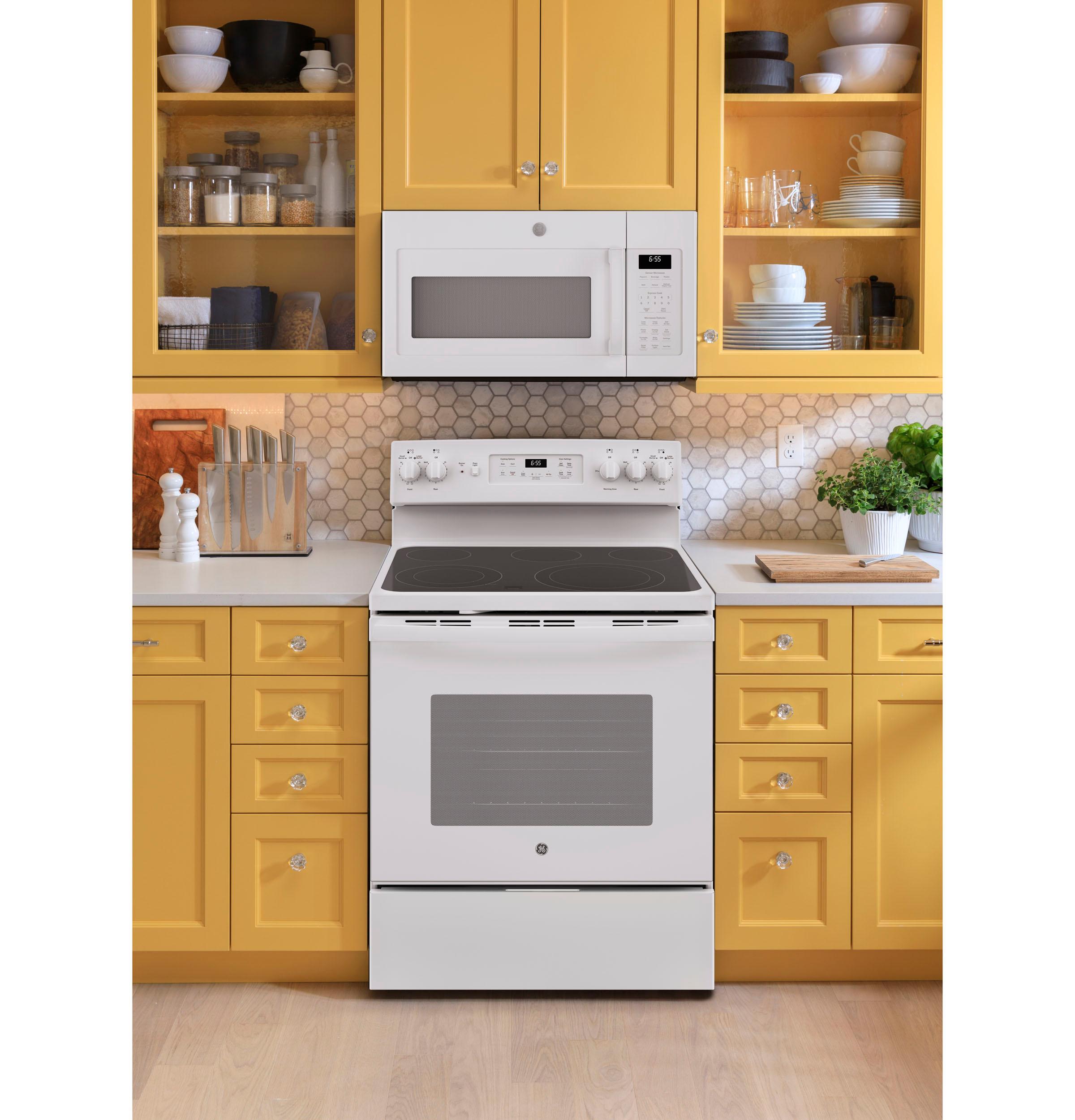 GE® 30" Free-Standing Electric Convection Range
