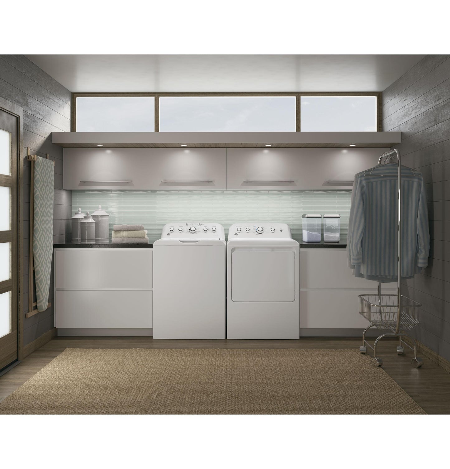 GE® 7.2 cu. ft. Capacity aluminized alloy drum Gas Dryer