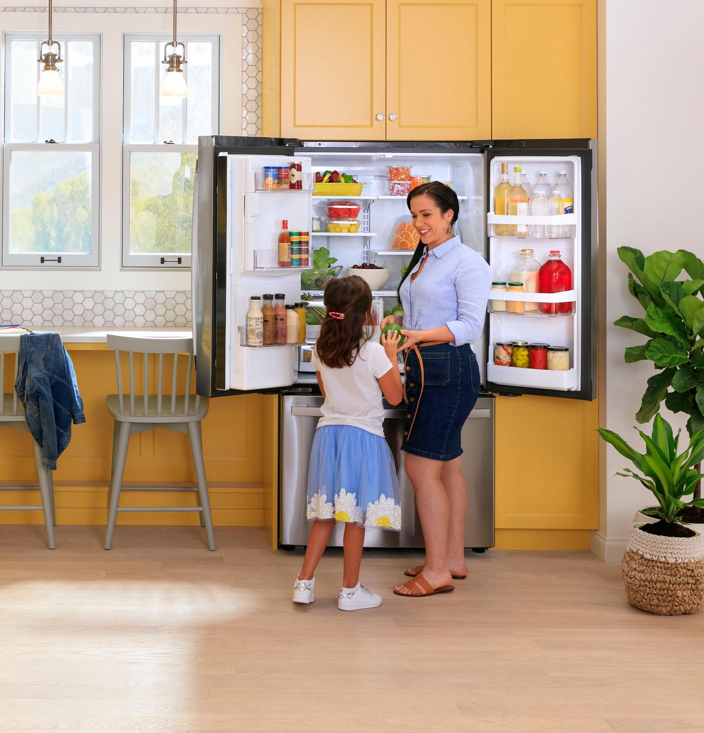GYE22GYNFS GE ENERGY STAR 22.1 Cu. Ft. Counter-Depth Fingerprint Resistant French-Door Refrigerator