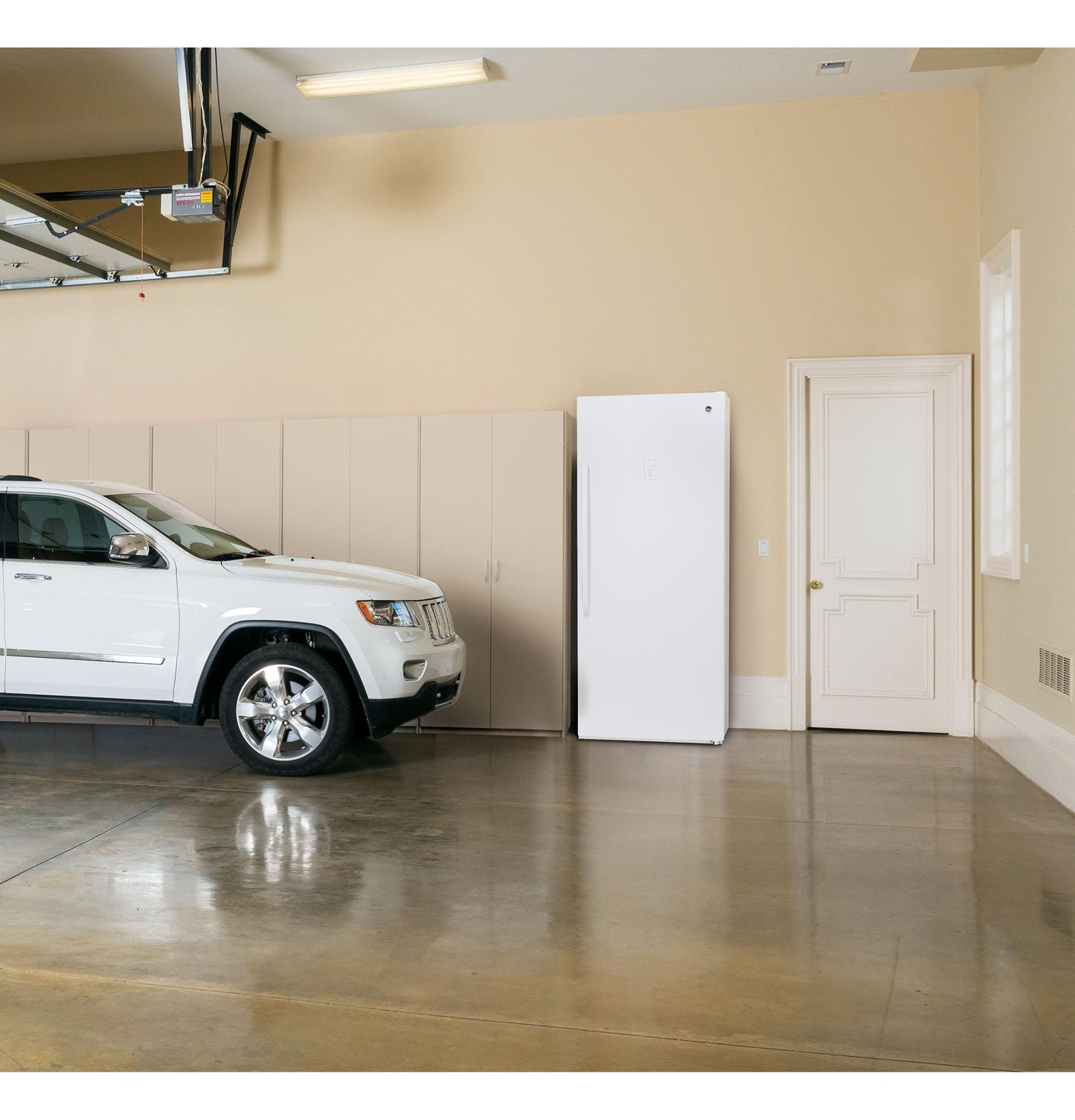 FUF21SMRWW GE® 21.3 Cu. Ft. Frost-Free Garage Ready Upright Freezer