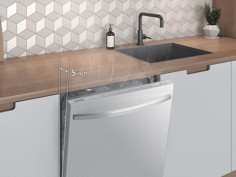 Smart 44dBA Dishwasher with StormWash+™ in Stainless Steel