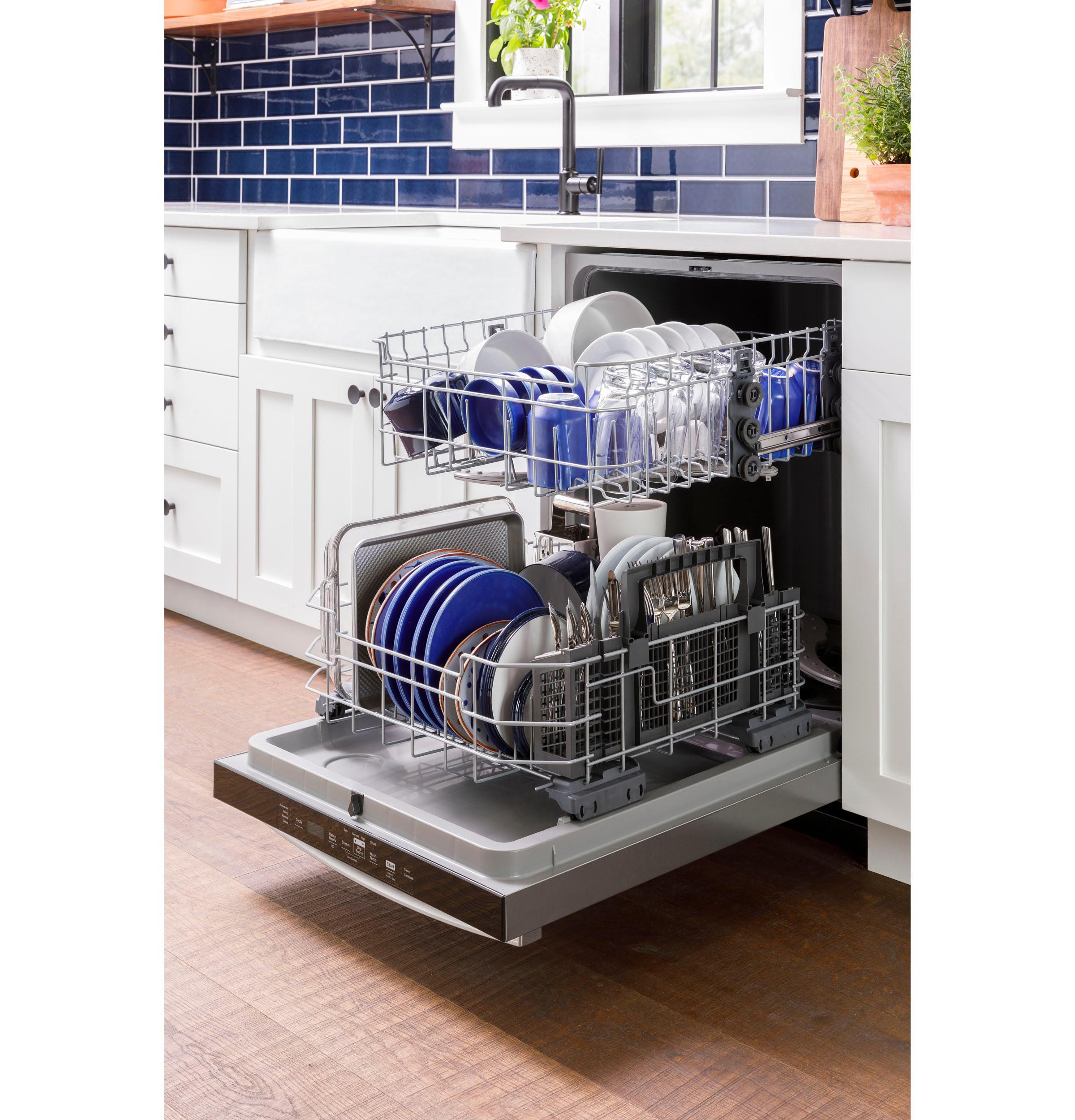 GDT550PGRWW GE® ENERGY STAR® Top Control with Plastic Interior Dishwasher with Sanitize Cycle & Dry Boost