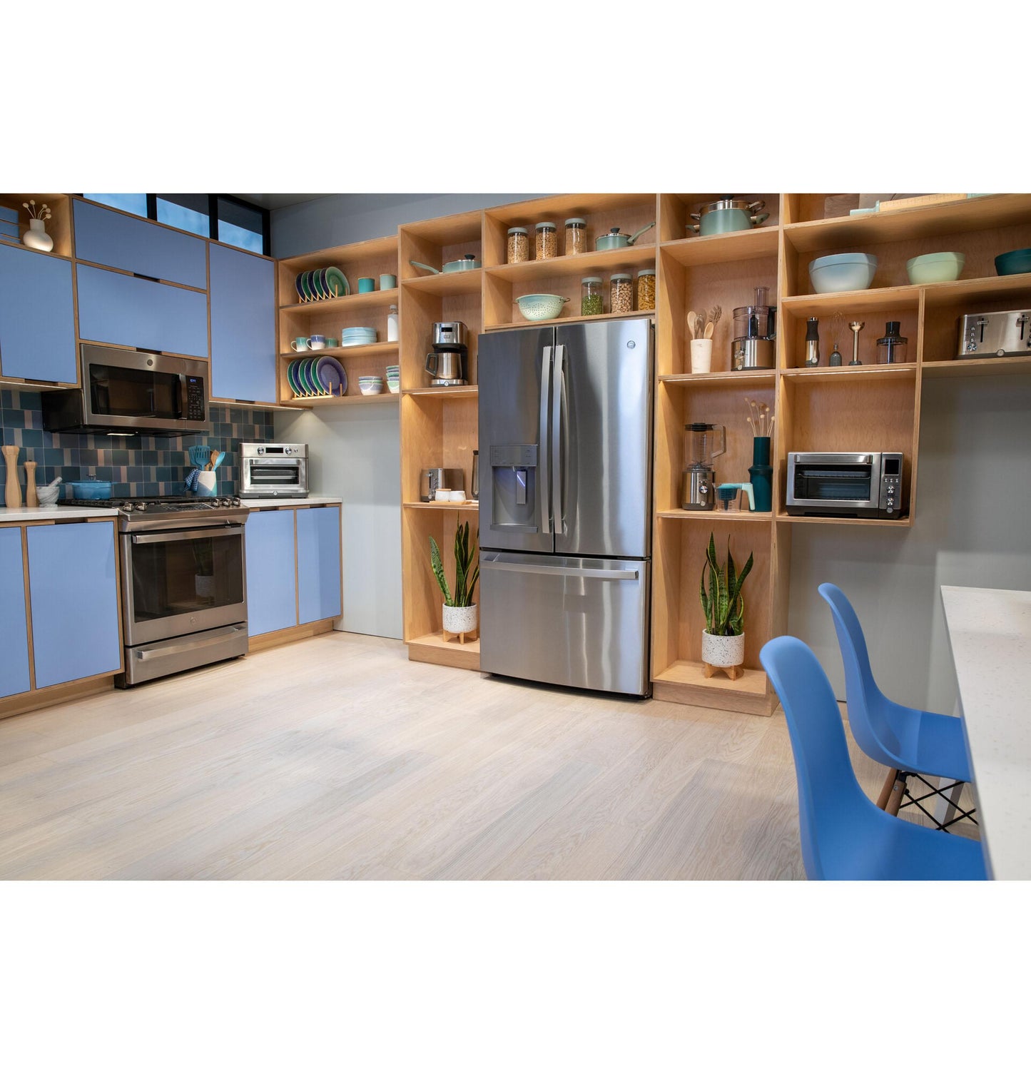 GYE22GYNFS GE ENERGY STAR 22.1 Cu. Ft. Counter-Depth Fingerprint Resistant French-Door Refrigerator